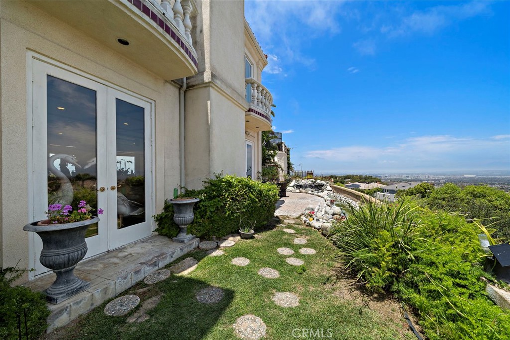 Corona del Mar, California, 92625, United States, 7 Bedrooms Bedrooms, ,8 BathroomsBathrooms,Residential,For Sale,1898371