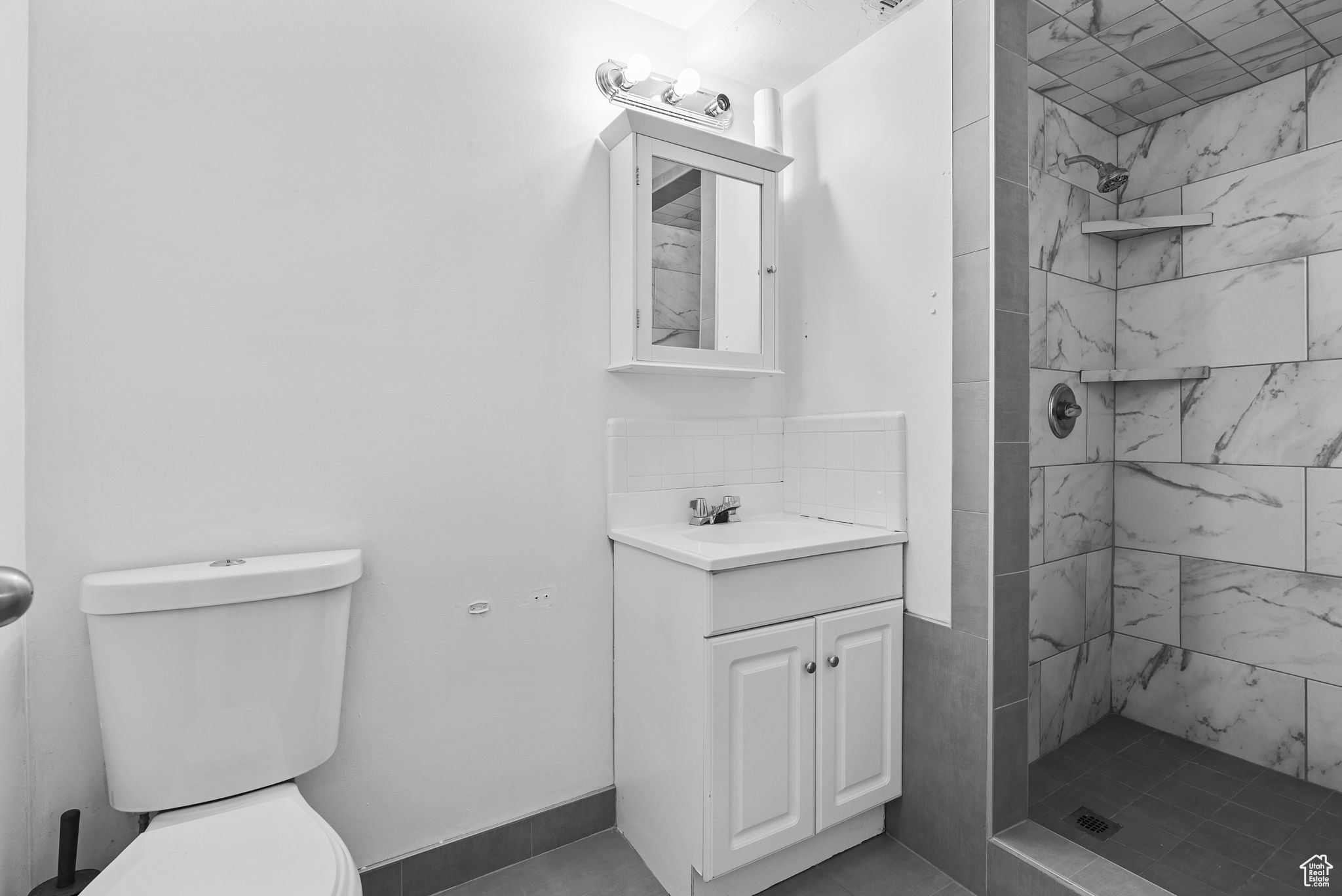 Taylorsville, Utah, 84129, United States, 5 Bedrooms Bedrooms, ,1 BathroomBathrooms,Residential,For Sale,1957642