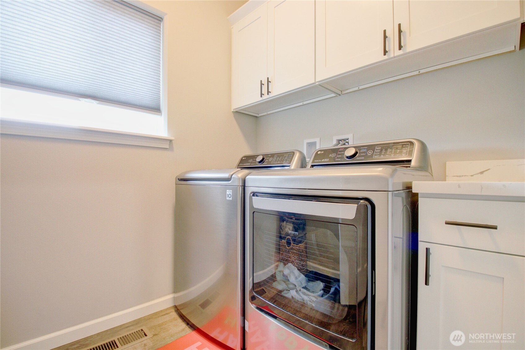 Mount Vernon, Washington, 98273, United States, 3 Bedrooms Bedrooms, ,3 BathroomsBathrooms,Residential,For Sale,1975084