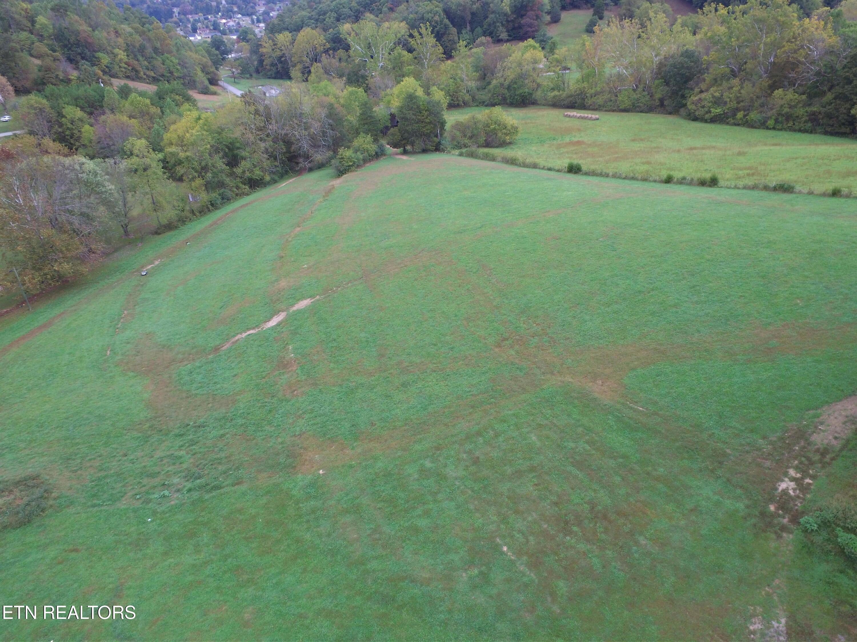 New Tazewell, Tennessee, 37825, United States, 3 Bedrooms Bedrooms, ,3 BathroomsBathrooms,Residential,For Sale,1961424