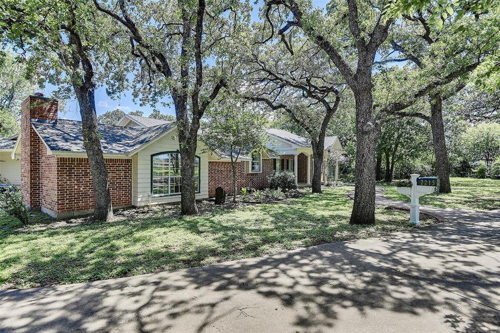 Arlington, Texas, 76015, United States, 4 Bedrooms Bedrooms, ,3 BathroomsBathrooms,Residential,For Sale,1984370