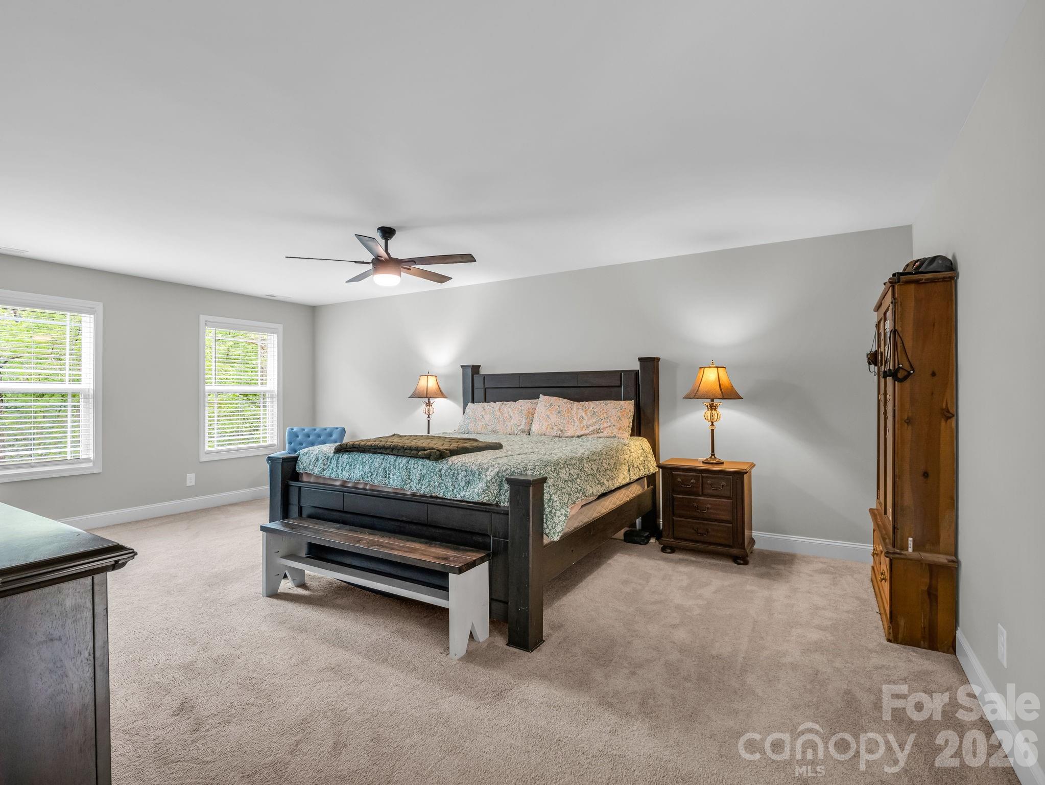 Lincolnton, North Carolina, 28092, United States, 5 Bedrooms Bedrooms, ,3 BathroomsBathrooms,Residential,For Sale,2049314