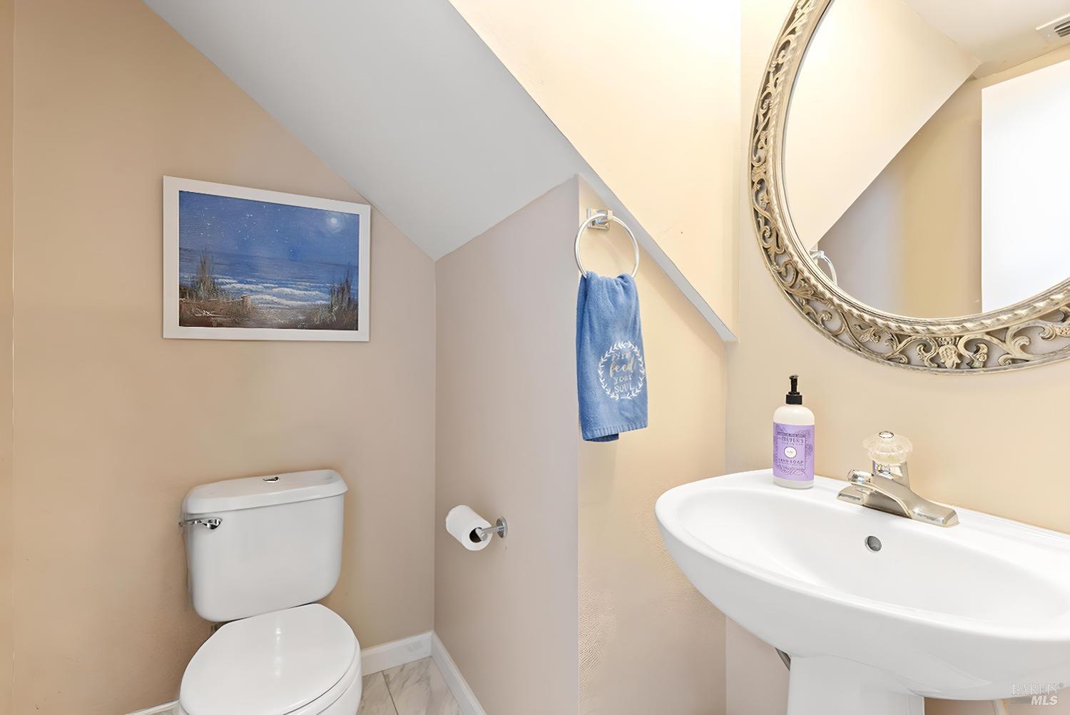 Santa Rosa, California, 95407, United States, 3 Bedrooms Bedrooms, ,3 BathroomsBathrooms,Residential,For Sale,1920914