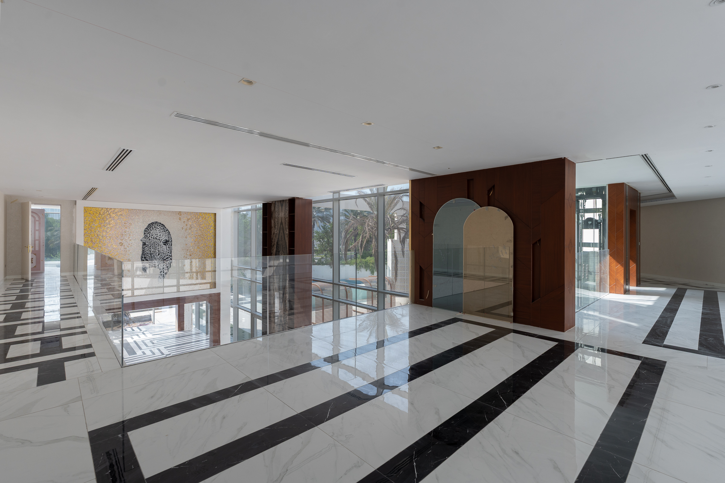  Expansive Modern Home in Emirates Hills - 物件實景