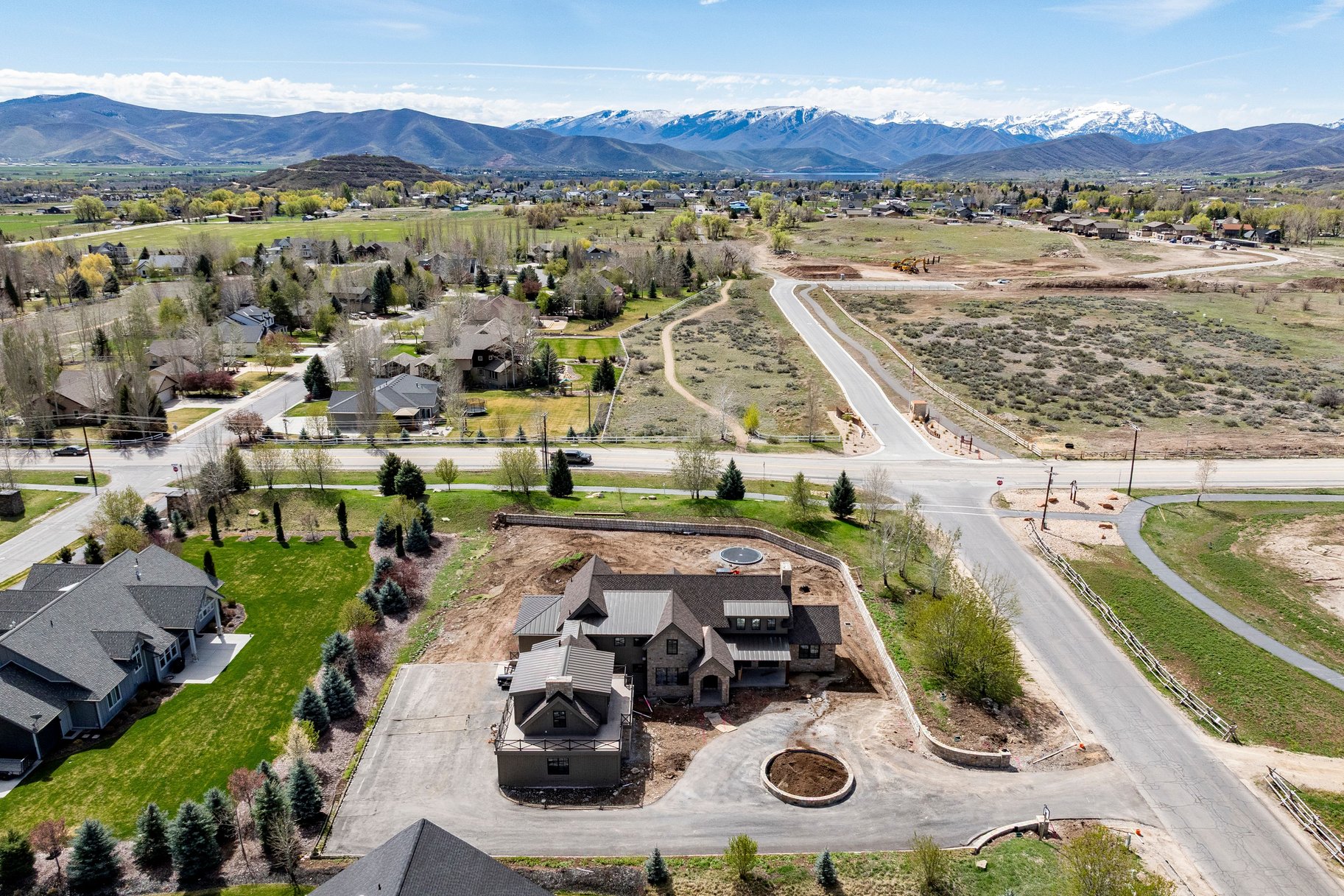  Stunning New Construction in Deer Ridge Estates - 物件實景