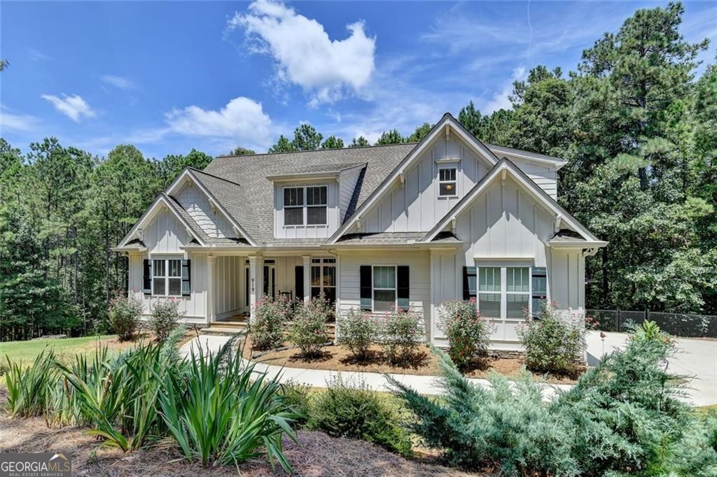 Canton, Georgia, 30114, United States, 4 Bedrooms Bedrooms, ,3 BathroomsBathrooms,Residential,For Sale,1953931