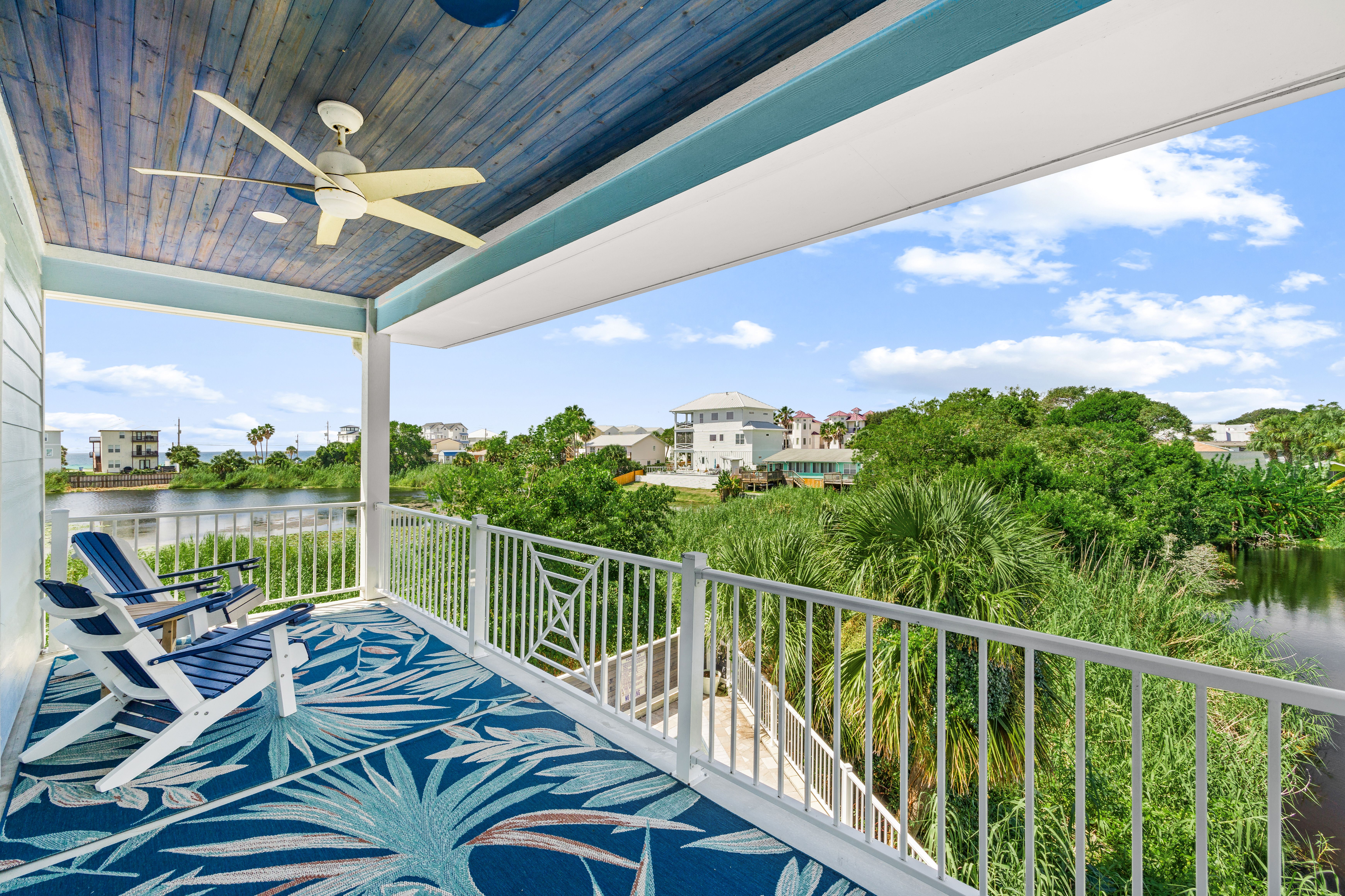  Custom Lakefront Retreat With Gulf Views And Private Pool - 物件實景