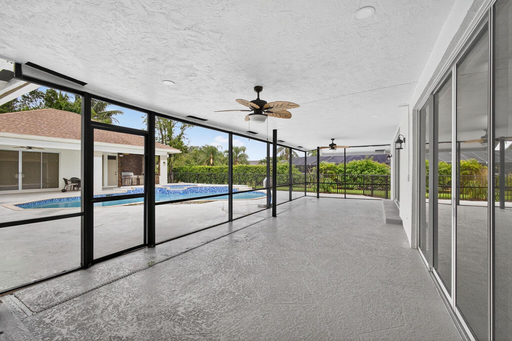 Wellington, Florida, 33414, United States, 5 Bedrooms Bedrooms, ,4 BathroomsBathrooms,Residential,For Sale,1978857