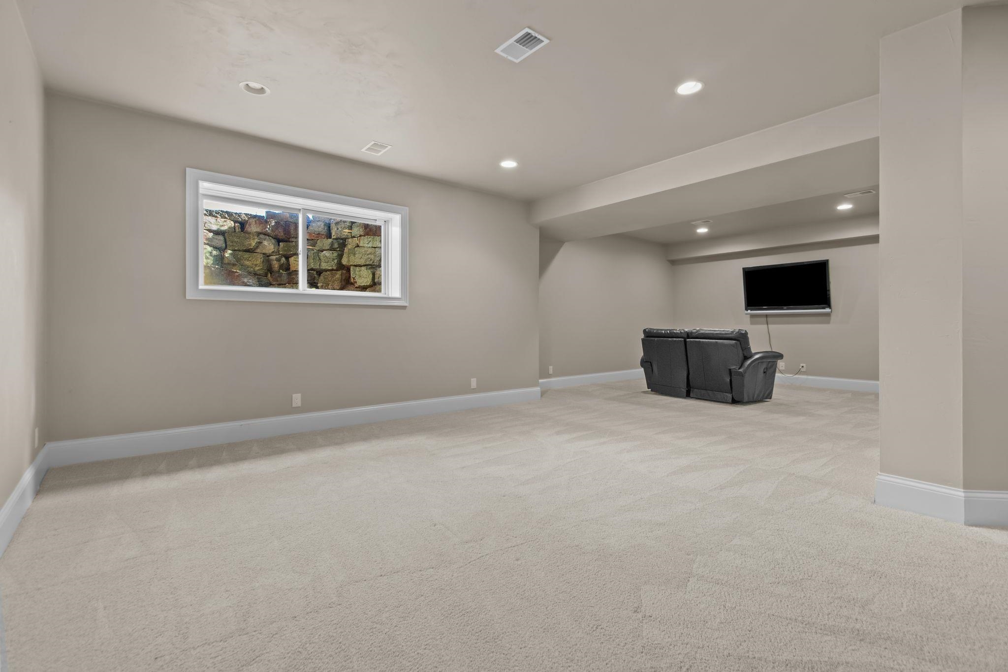 APPLETON, Wisconsin, 54913, United States, 3 Bedrooms Bedrooms, ,3 BathroomsBathrooms,Residential,For Sale,1987734