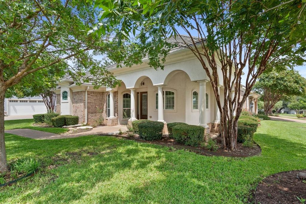 Woodway, Texas, 76712, United States, 3 Bedrooms Bedrooms, ,3 BathroomsBathrooms,Residential,For Sale,1927534