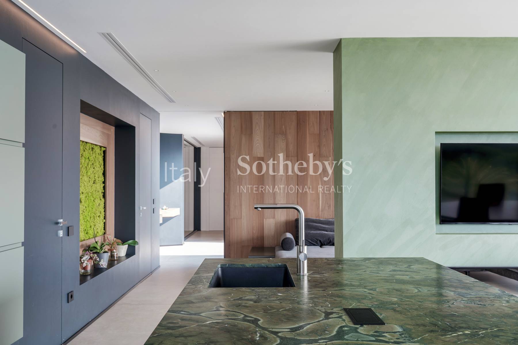  Exclusive modern villa with panoramic lake views - 物件實景