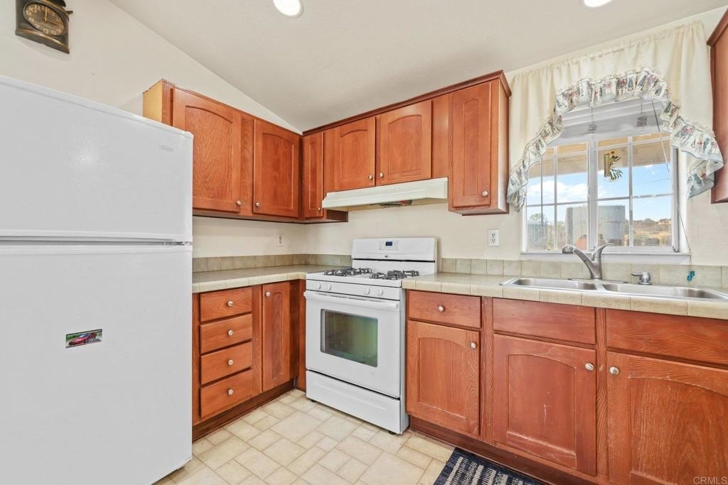 Boulevard, California, 91905, United States, 5 Bedrooms Bedrooms, ,4 BathroomsBathrooms,Residential,For Sale,1997024