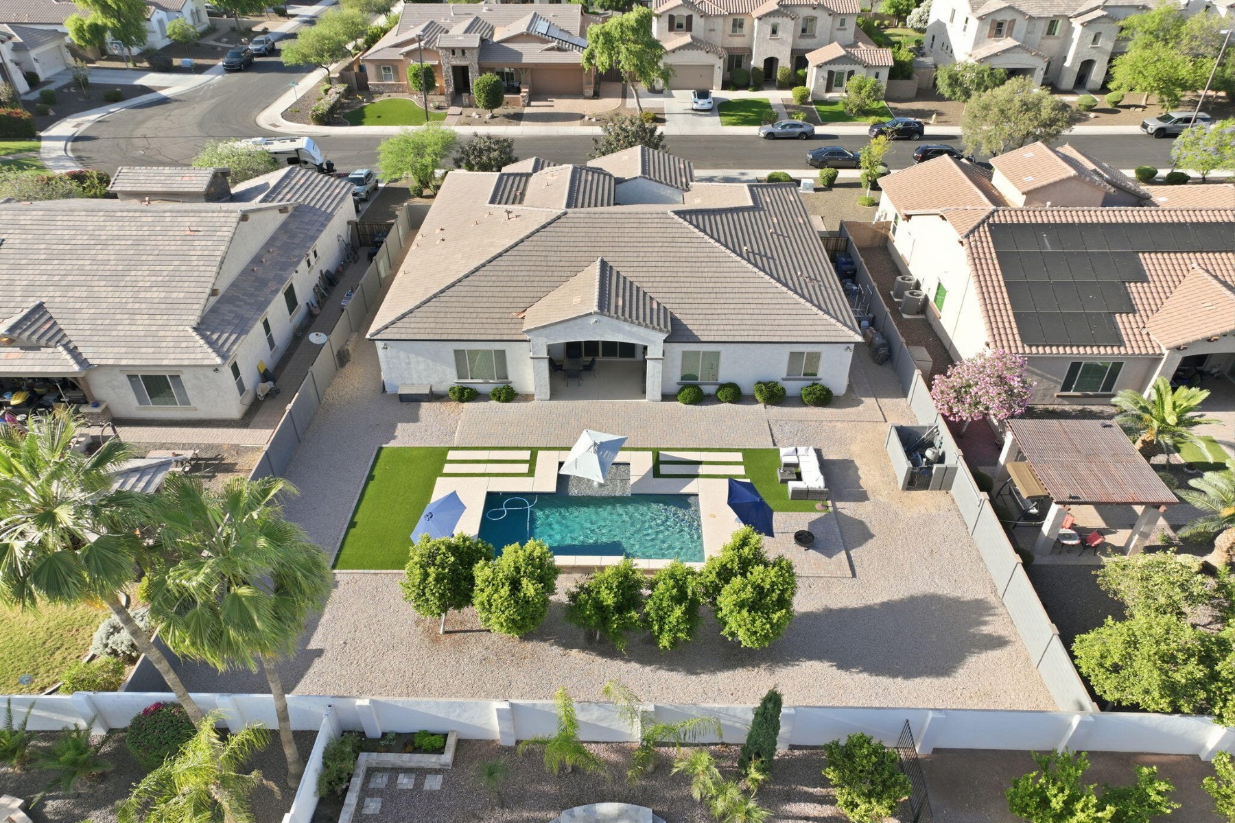  2997 E Wildhorse Drive  Gilbert, AZ - 物件實景