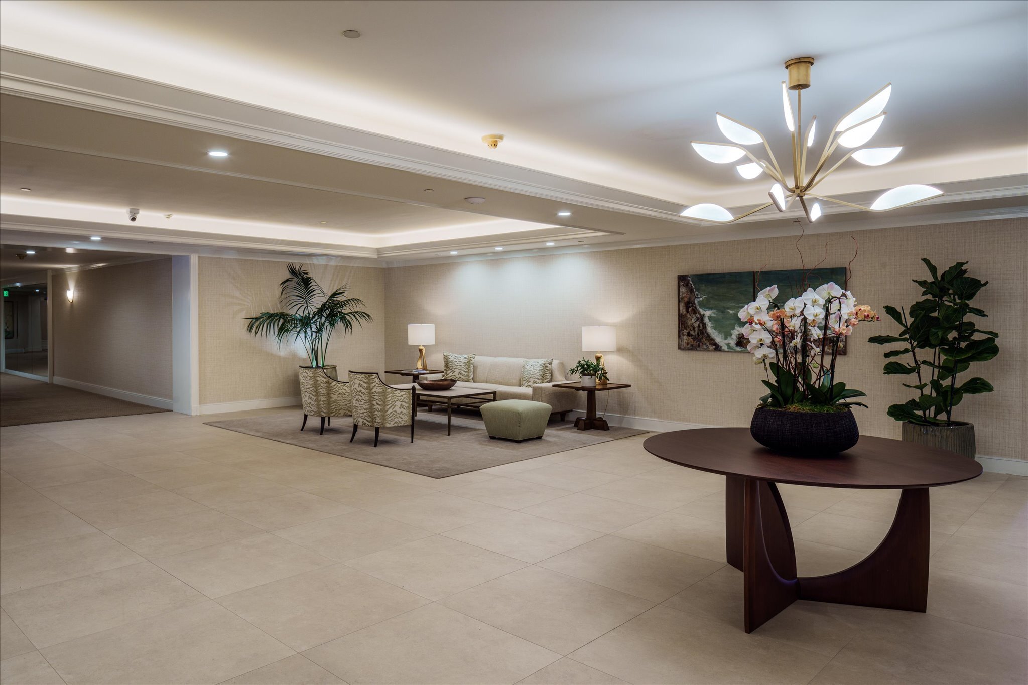  300 N Swall Dr - 物件實景