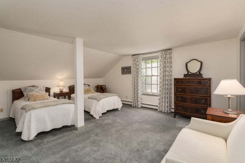 Kinnelon Boro, New Jersey, 07405, United States, 5 Bedrooms Bedrooms, ,5 BathroomsBathrooms,Residential,For Sale,2003023