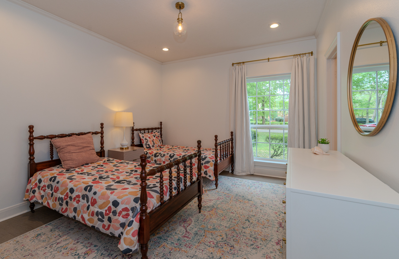Beaumont, Texas, 77706, United States, 5 Bedrooms Bedrooms, ,4 BathroomsBathrooms,Residential,For Sale,1892171