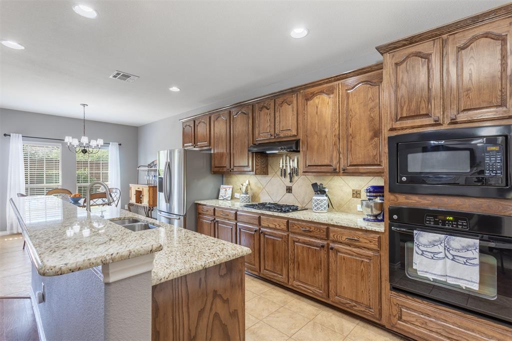 McKinney, Texas, 75070, United States, 5 Bedrooms Bedrooms, ,4 BathroomsBathrooms,Residential,For Sale,1993203