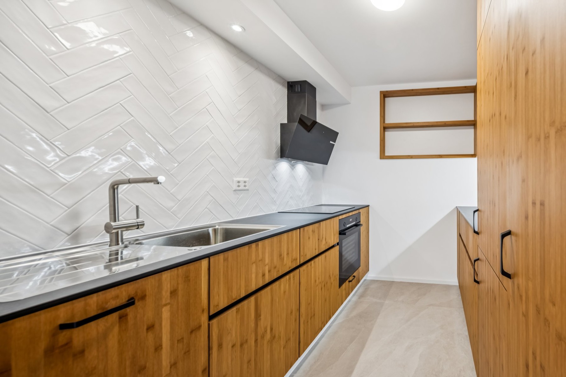  Ideal location - Fully renovated 4.5-room apartment - 物件實景