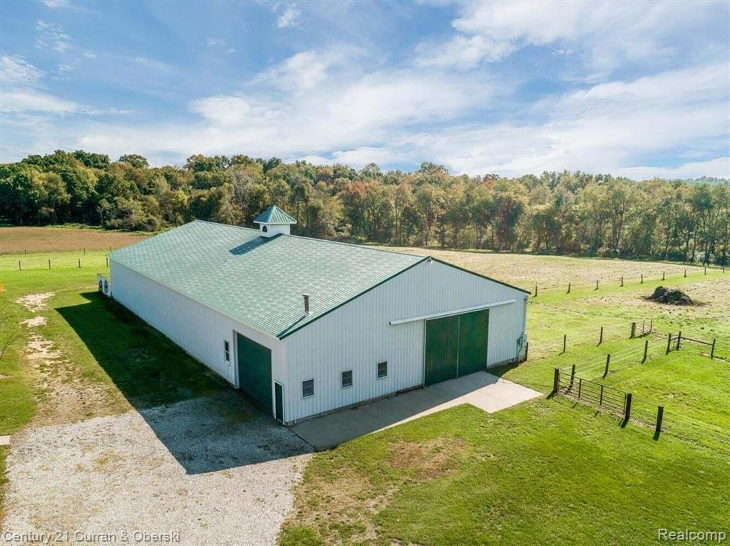 Jackson, Michigan, 49201, United States, 4 Bedrooms Bedrooms, ,3 BathroomsBathrooms,Residential,For Sale,1980498