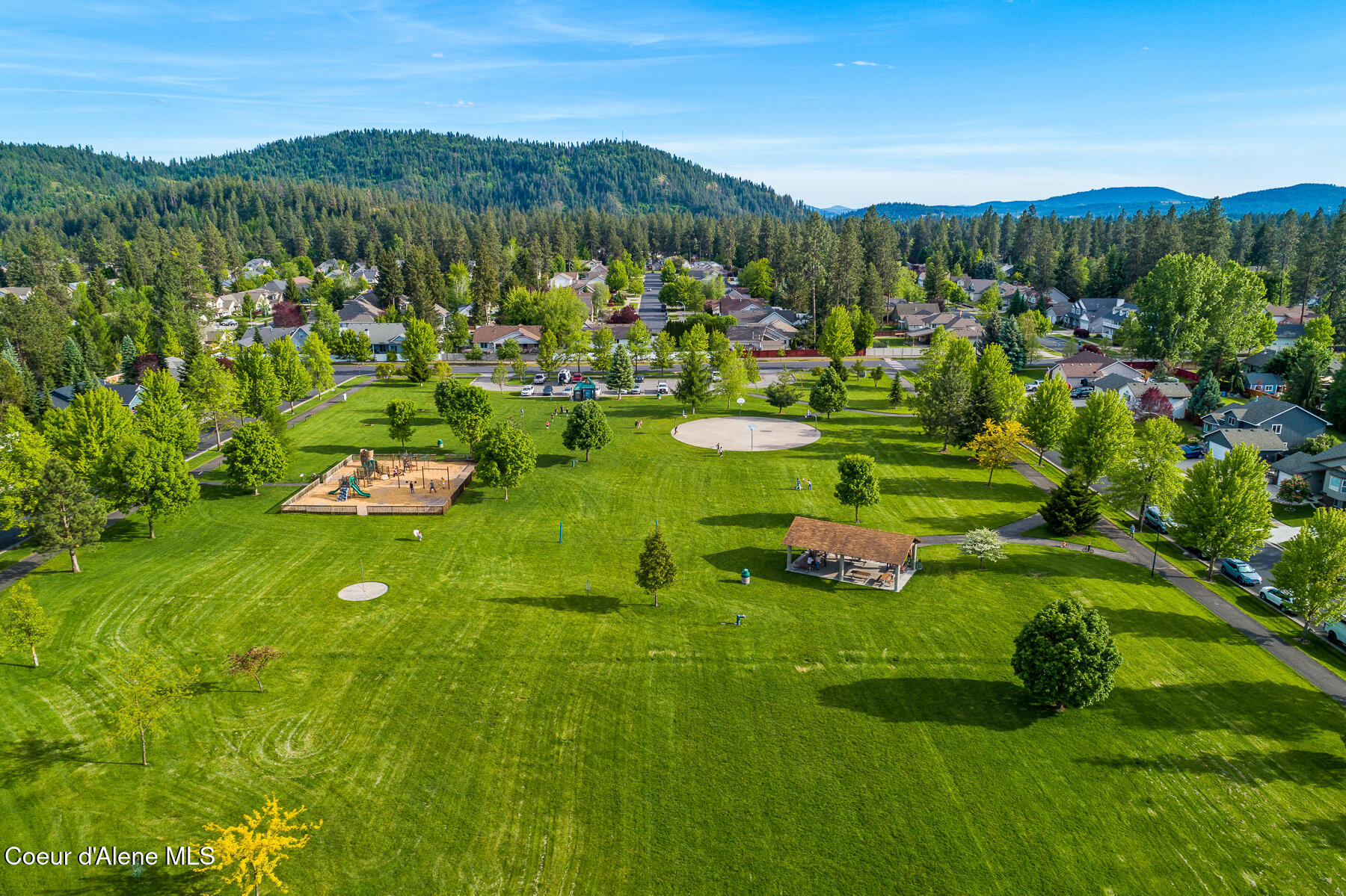 Coeur d'Alene, Idaho, 83815, United States, 5 Bedrooms Bedrooms, ,3 BathroomsBathrooms,Residential,For Sale,1937739
