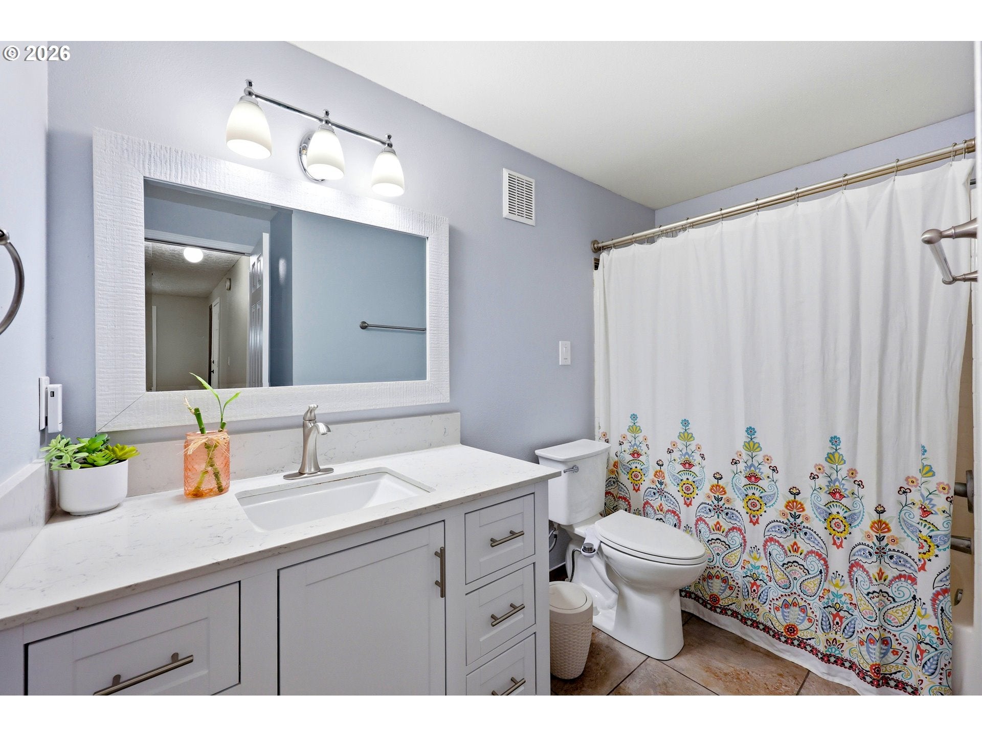 Beaverton, Oregon, 97006, United States, 3 Bedrooms Bedrooms, ,3 BathroomsBathrooms,Residential,For Sale,2043639