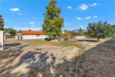 Hemet, California, 92544, United States, 5 Bedrooms Bedrooms, ,3 BathroomsBathrooms,Residential,For Sale,1989117