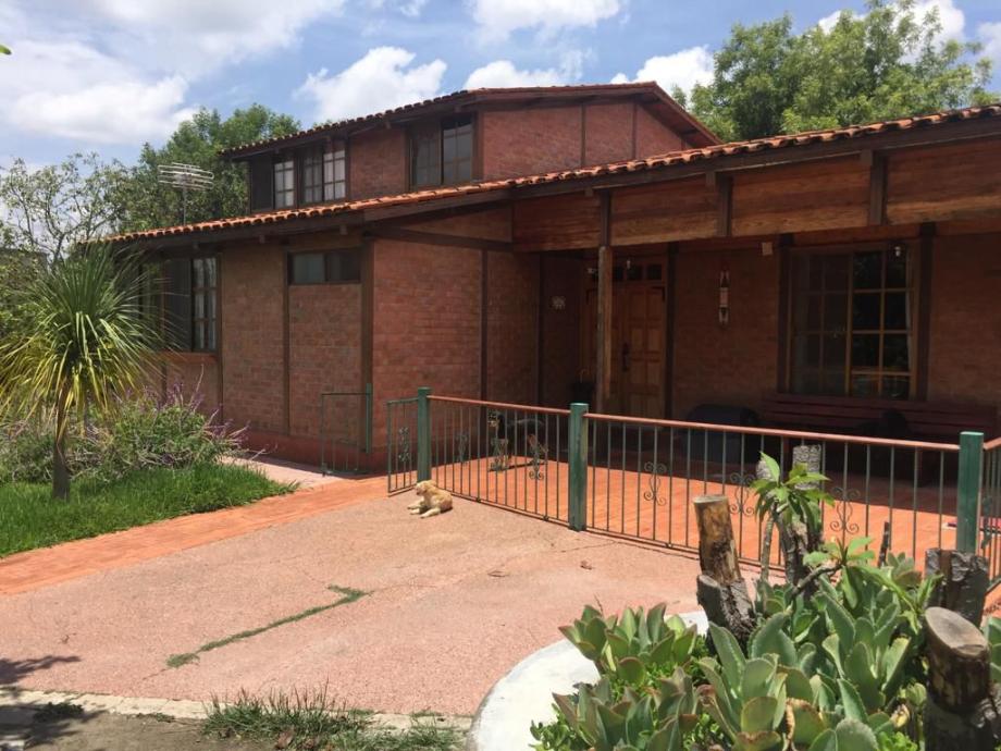 León, Guanajuato, 37683, Mexico, 1 Bedroom Bedrooms, ,Residential,For Sale,1917965