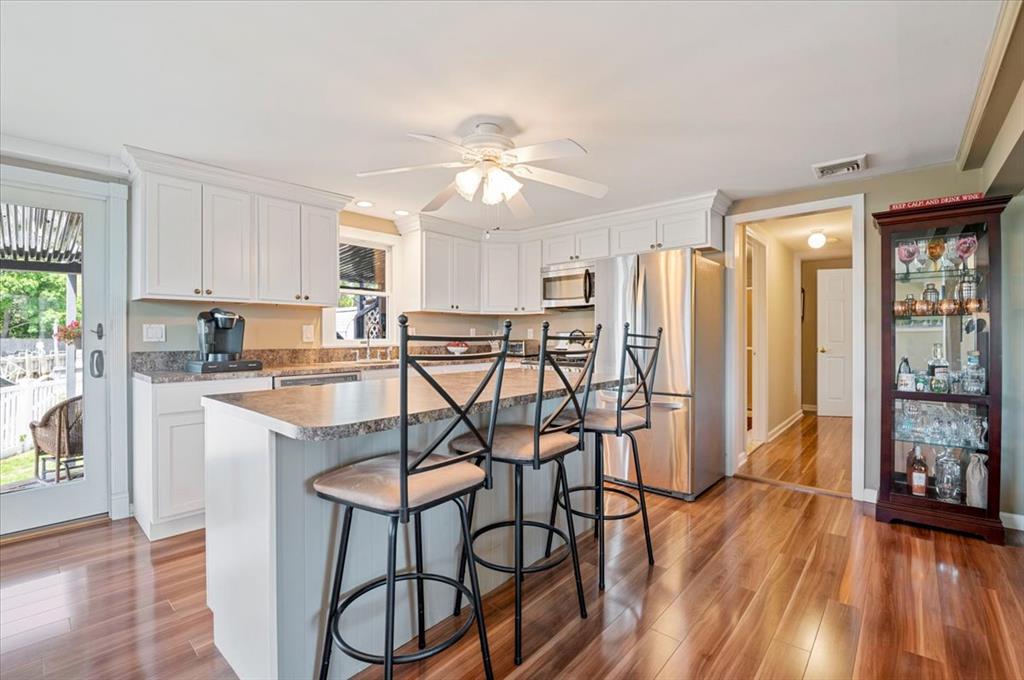 Bellmore, New York, 11710, United States, 5 Bedrooms Bedrooms, ,2 BathroomsBathrooms,Residential,For Sale,1928090