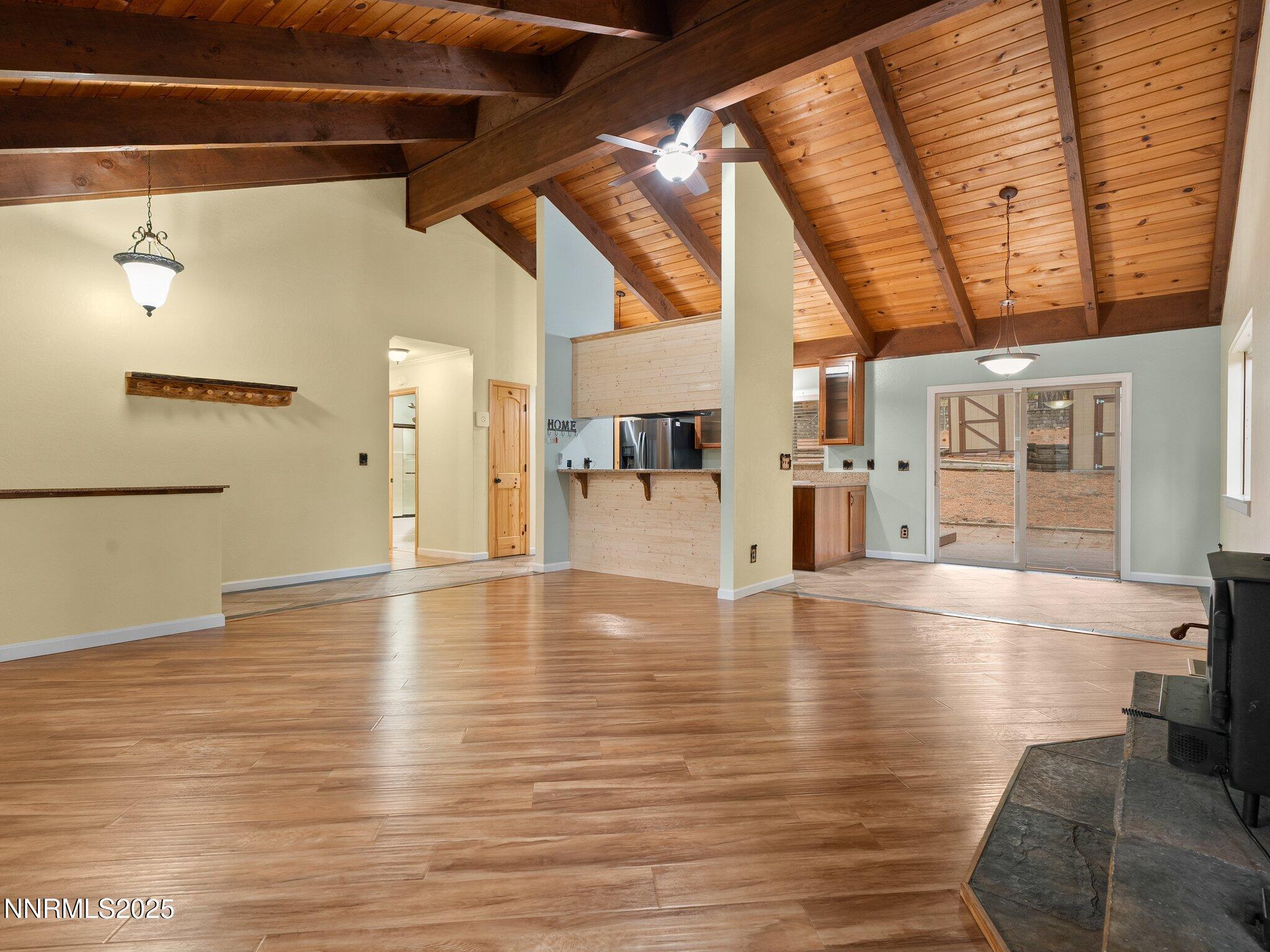 South Lake Tahoe, California, 96150, United States, 3 Bedrooms Bedrooms, ,2 BathroomsBathrooms,Residential,For Sale,1970605