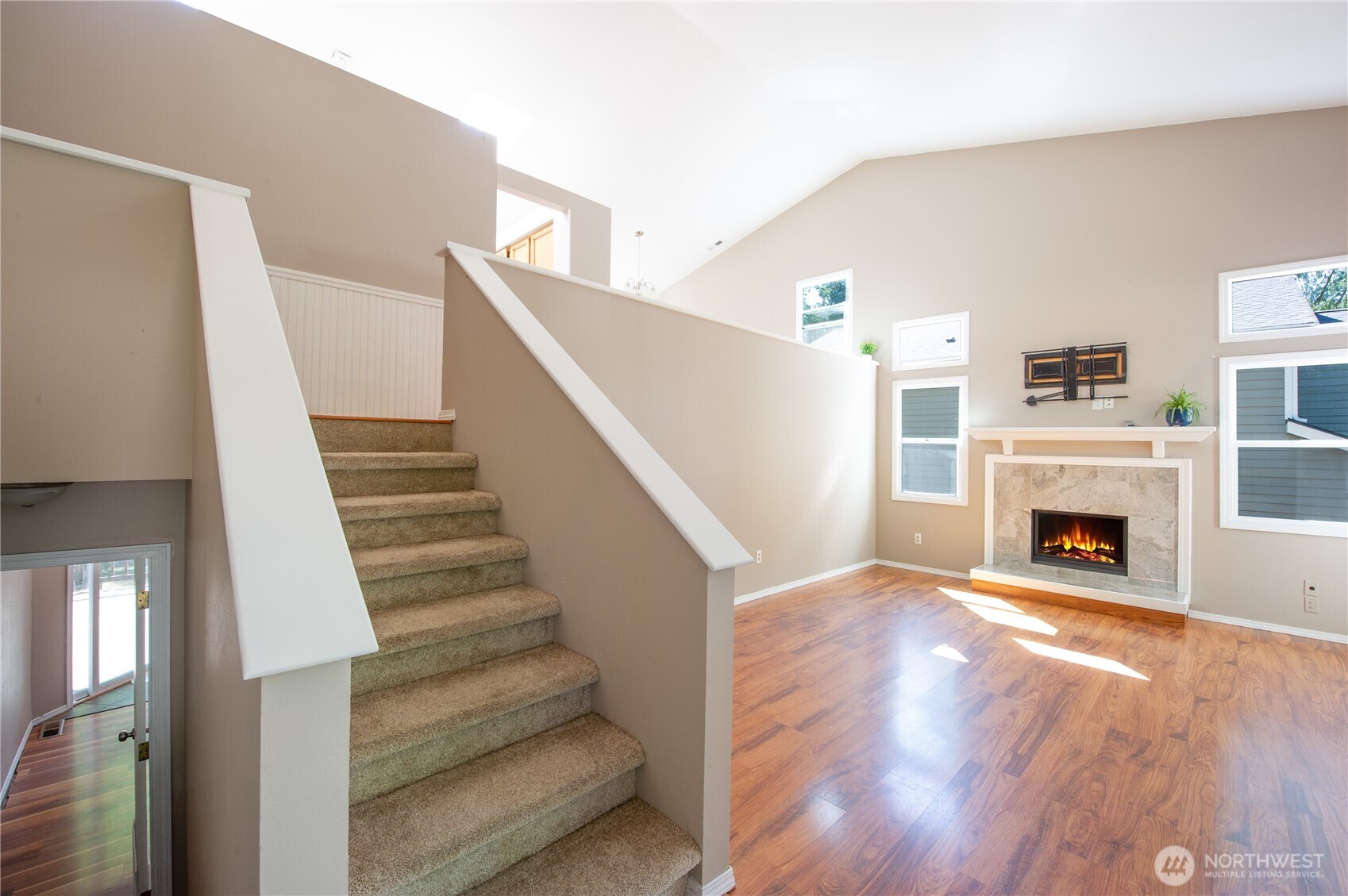 Everett, Washington, 98208, United States, 4 Bedrooms Bedrooms, ,3 BathroomsBathrooms,Residential,For Sale,1920302