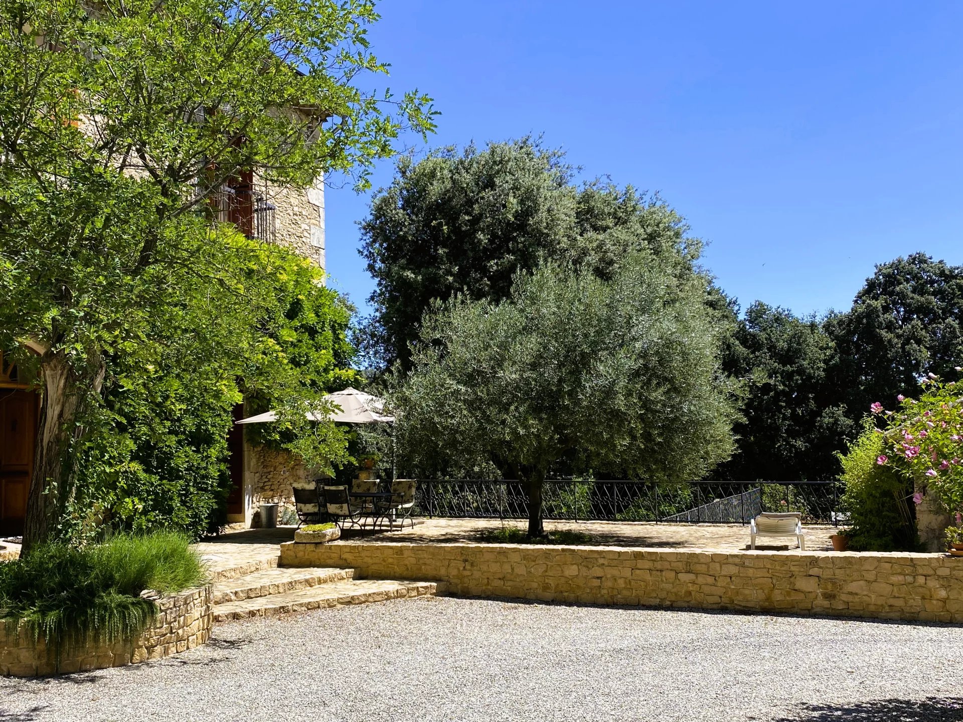 Vénéjan, Occitanie, 30200, FR, 4 Bedrooms Bedrooms, ,5 BathroomsBathrooms,Residential,For Sale,1994795