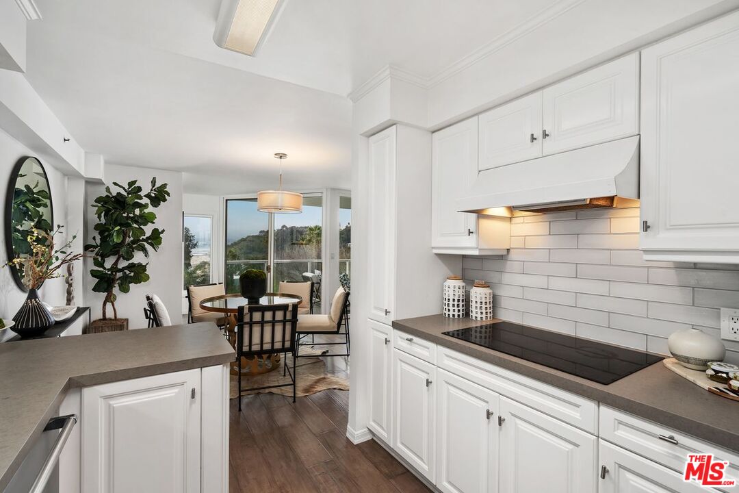 101 Ocean Ave #E501, Santa Monica, California, 90402, United States, 2 Bedrooms Bedrooms, ,2 BathroomsBathrooms,Residential,For Sale,101 Ocean Ave #E501,1616290