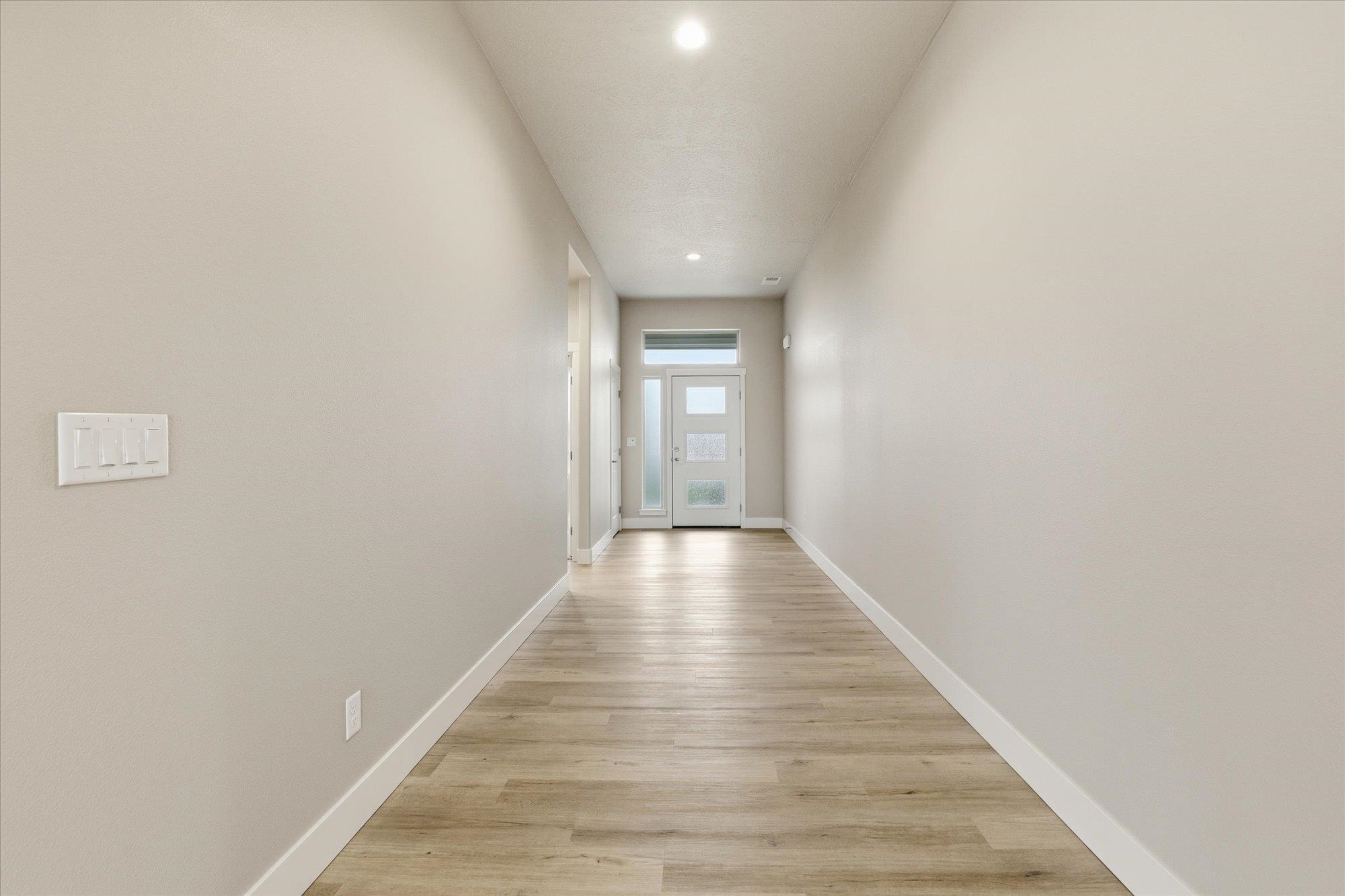 Deer Park, Washington, 99006, United States, 3 Bedrooms Bedrooms, ,2 BathroomsBathrooms,Residential,For Sale,1994775