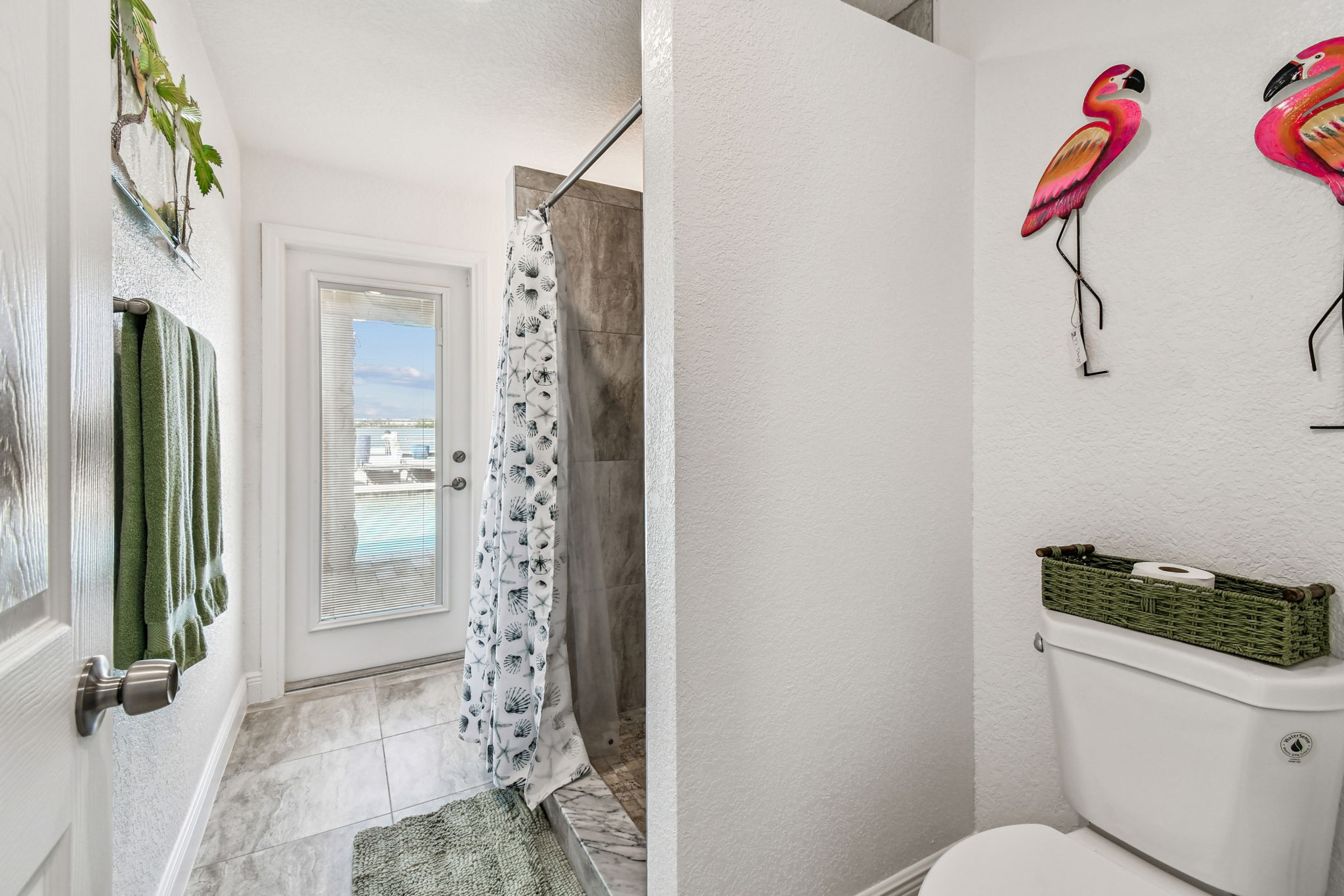 Madeira Beach, Florida, 33708, United States, 6 Bedrooms Bedrooms, ,6 BathroomsBathrooms,Residential,For Sale,1975666