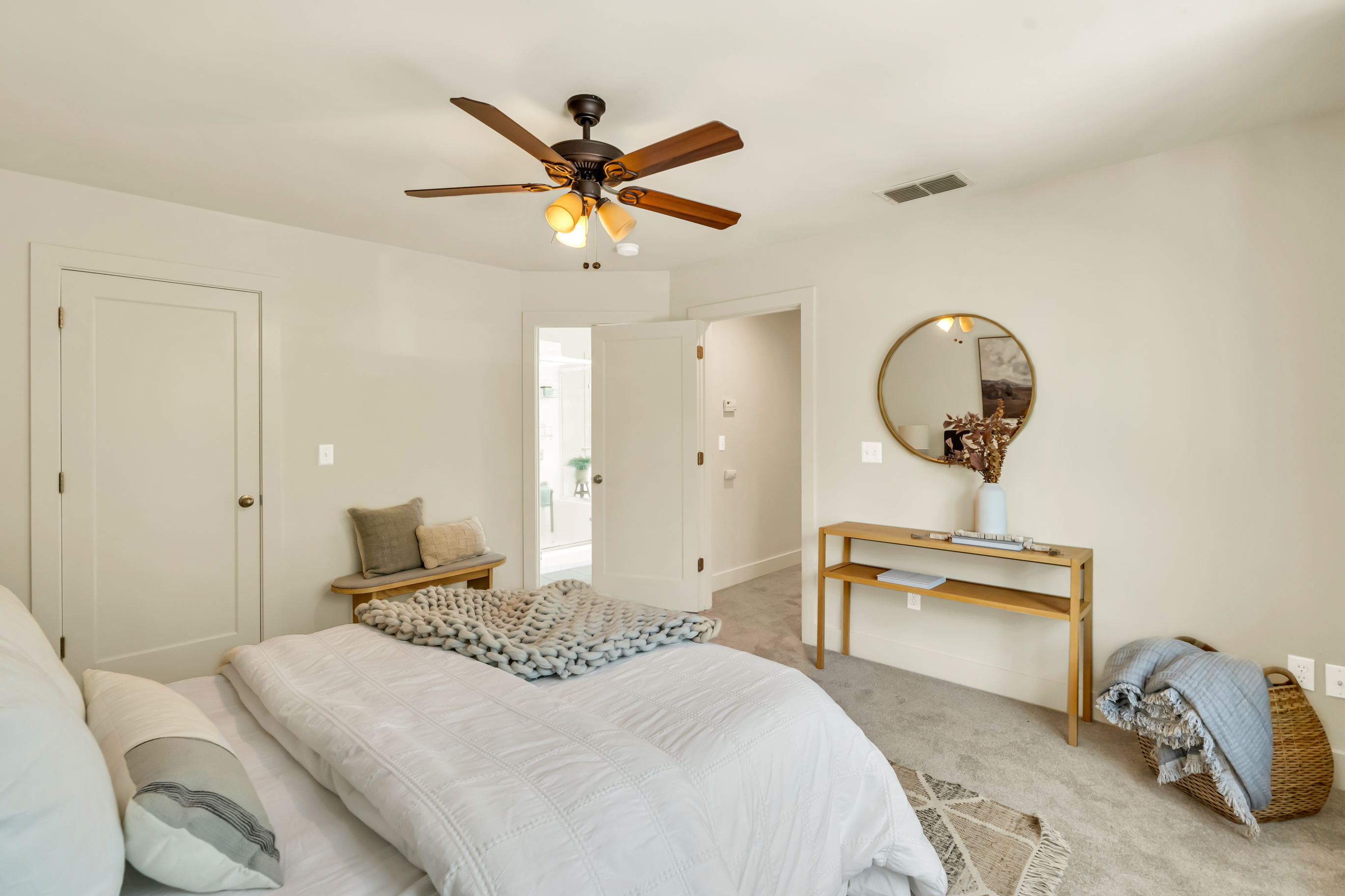  936 52nd Street, Sacramento, CA, 95819 - 物件實景