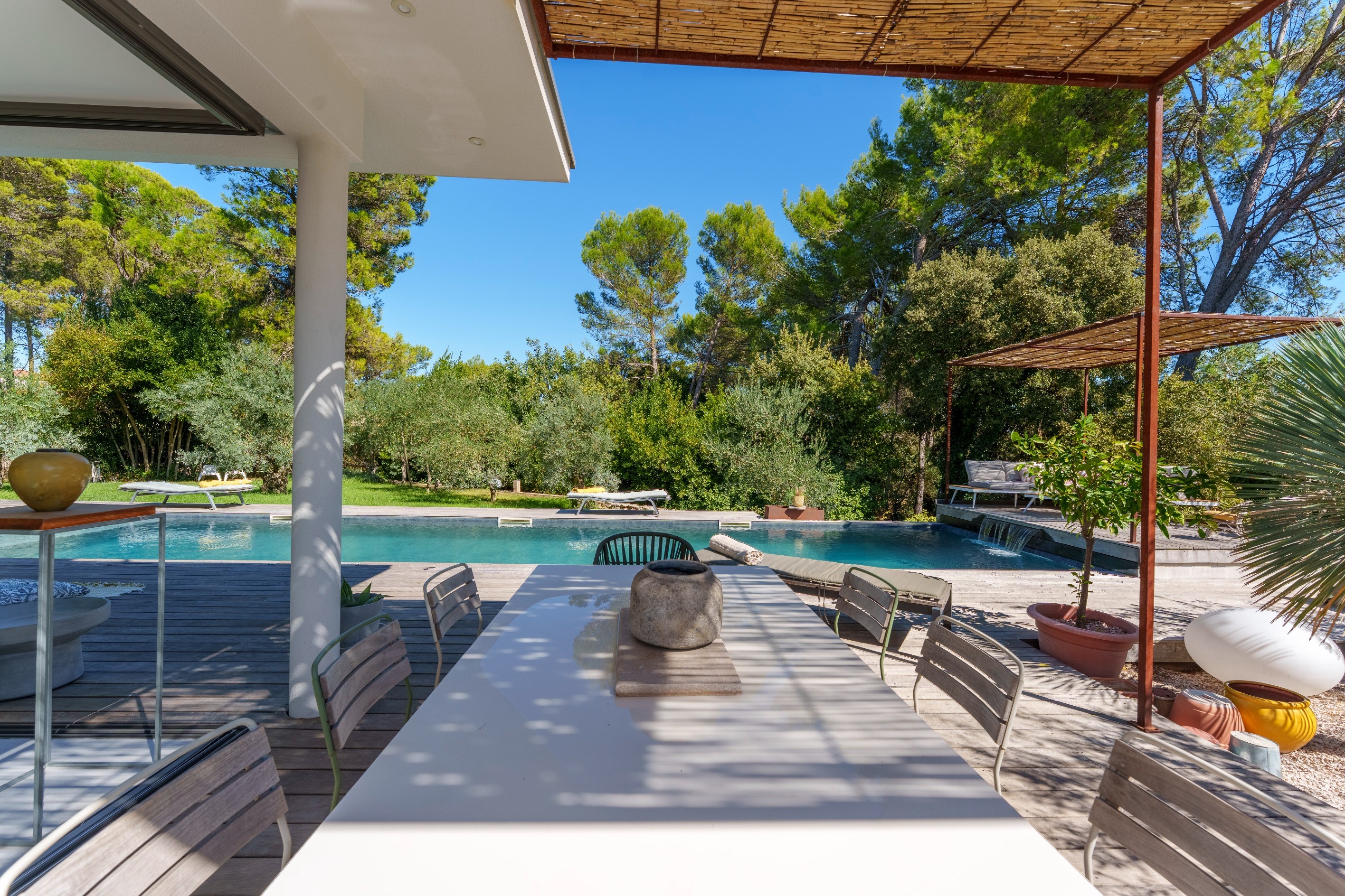  EXCEPTIONAL CONTEMPORARY VILLA — A LIFESTYLE THAT BLENDS INDOOR AND OUTDOOR SPA… - 物件實景