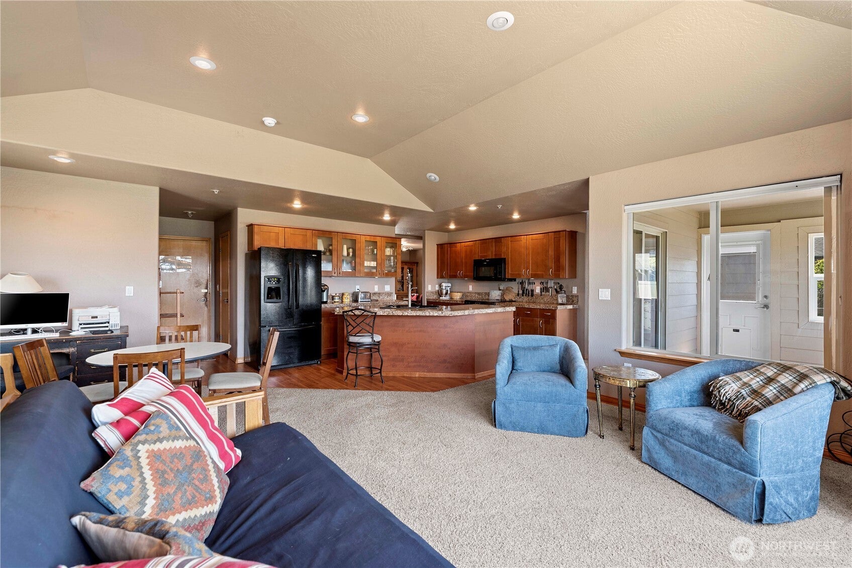 East Wenatchee, Washington, 98802, United States, 3 Bedrooms Bedrooms, ,3 BathroomsBathrooms,Residential,For Sale,1805668