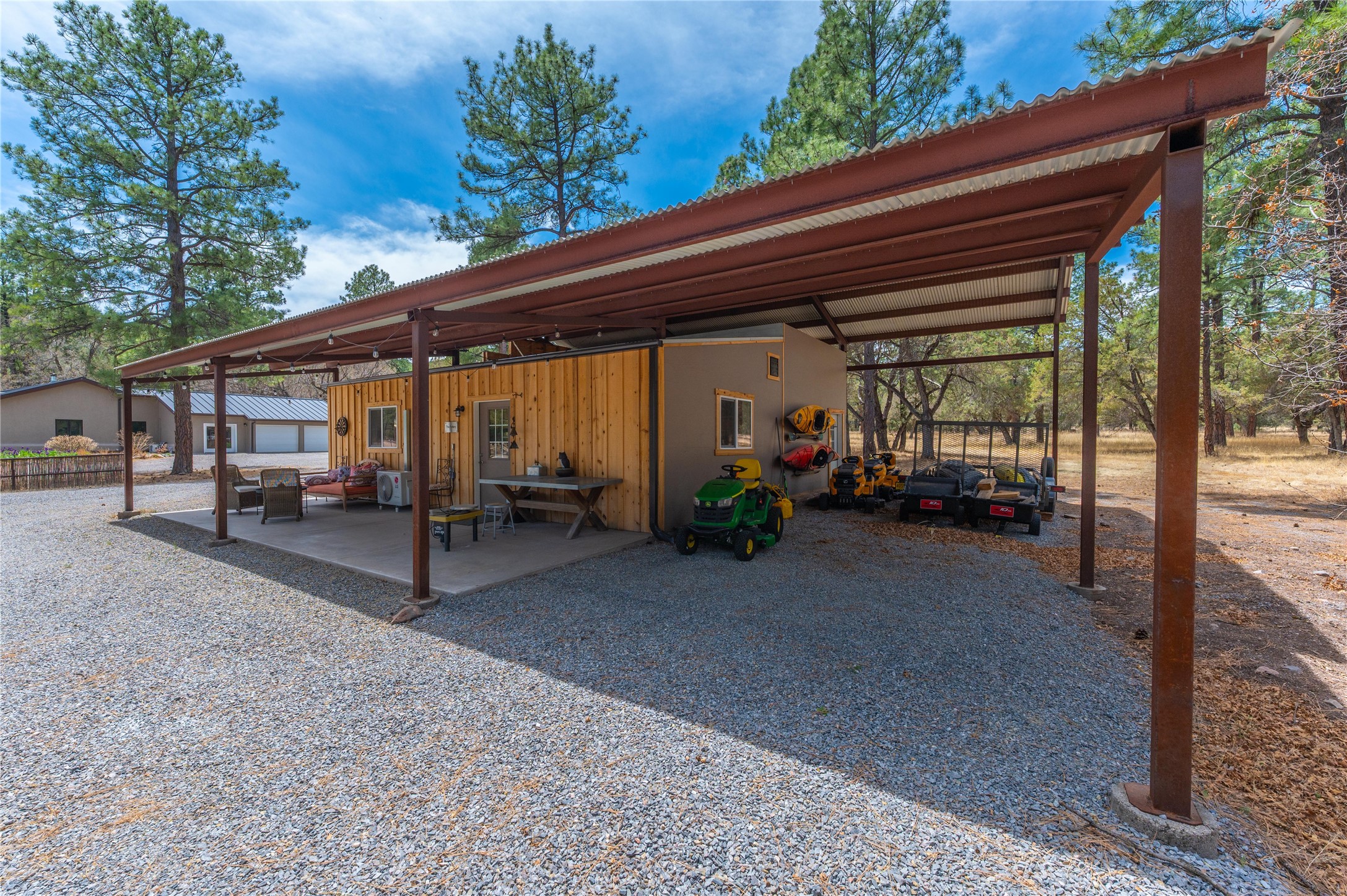  101 and 200 Meadow Lane - Sky Fire Ranch - 物件實景