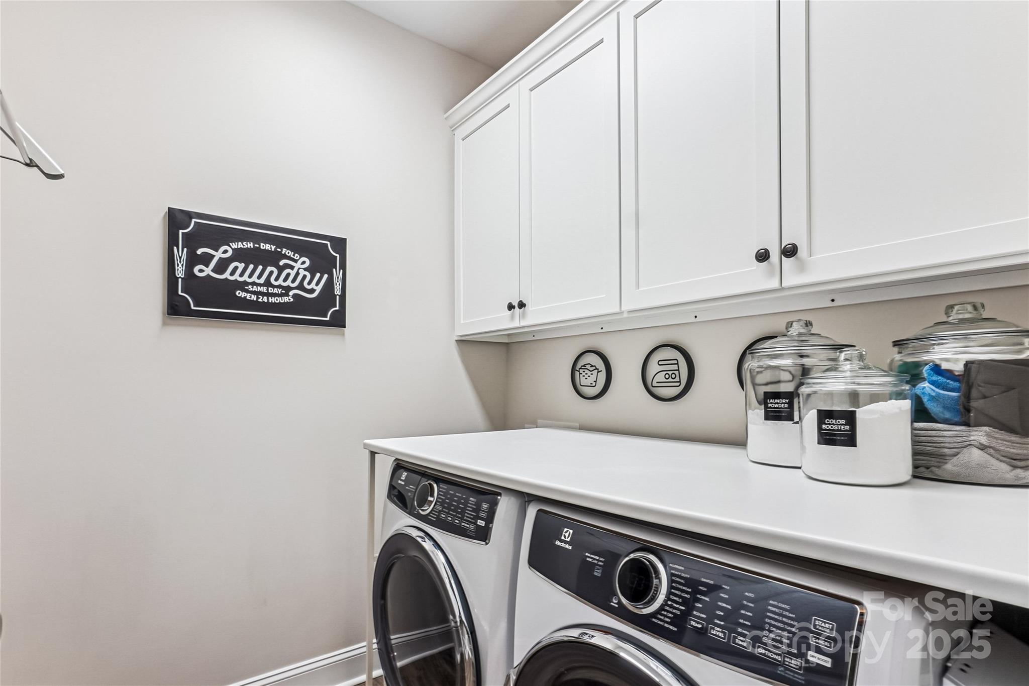 Iron Station, North Carolina, 28080, United States, 4 Bedrooms Bedrooms, ,2 BathroomsBathrooms,Residential,For Sale,1933122