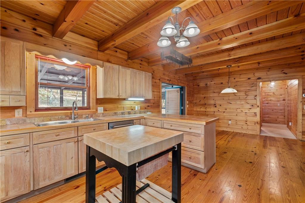 Clayton, Georgia, 30525, United States, 3 Bedrooms Bedrooms, ,3 BathroomsBathrooms,Residential,For Sale,1962325