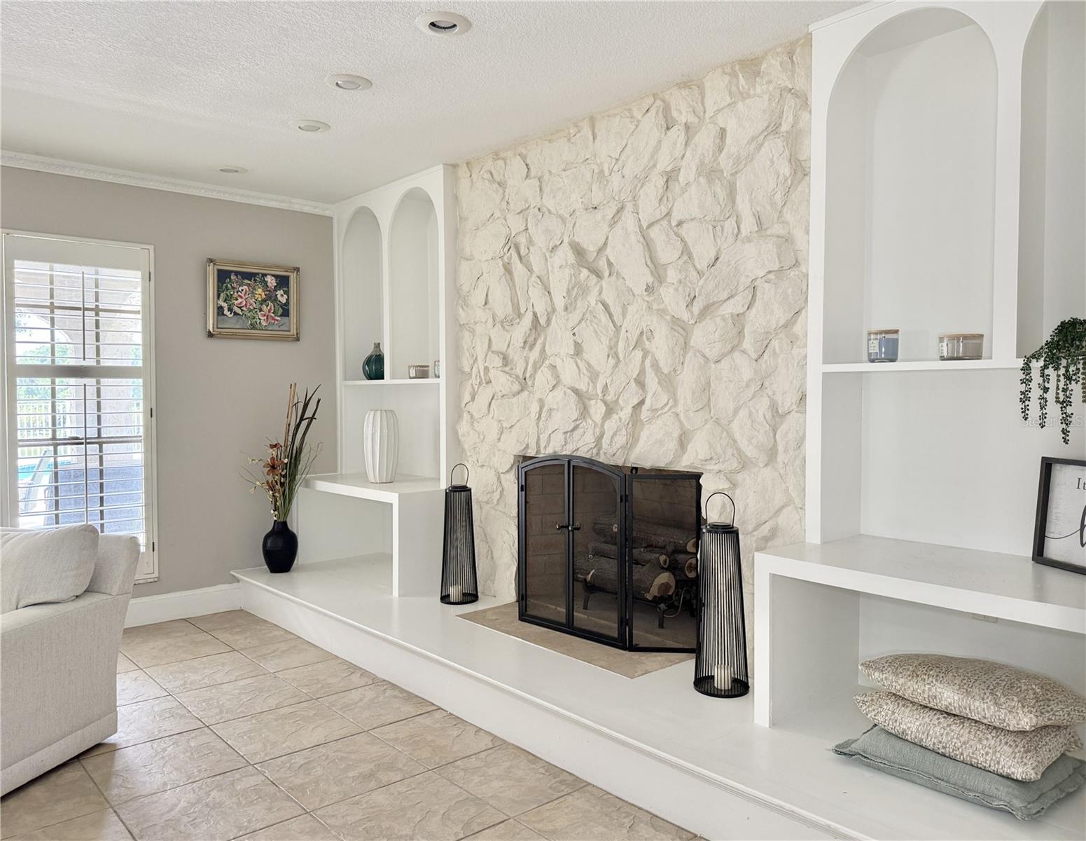 Temple Terrace, Florida, 33637, United States, 3 Bedrooms Bedrooms, ,4 BathroomsBathrooms,Residential,For Sale,1982268