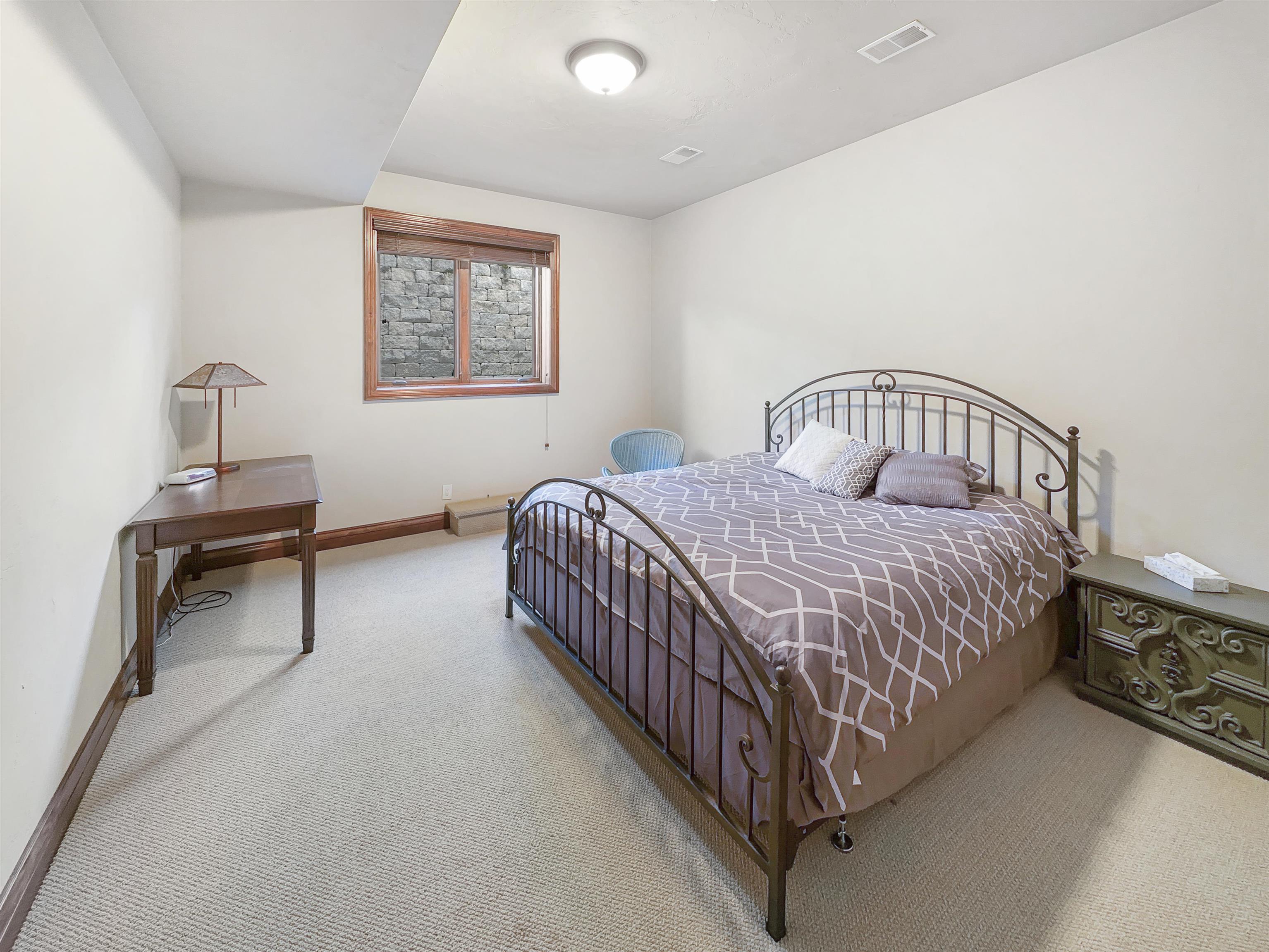 5211 Whitetail Way, Appleton, Wisconsin, 54914, United States, 5 Bedrooms Bedrooms, ,6 BathroomsBathrooms,Residential,For Sale,5211 Whitetail Way,1164448