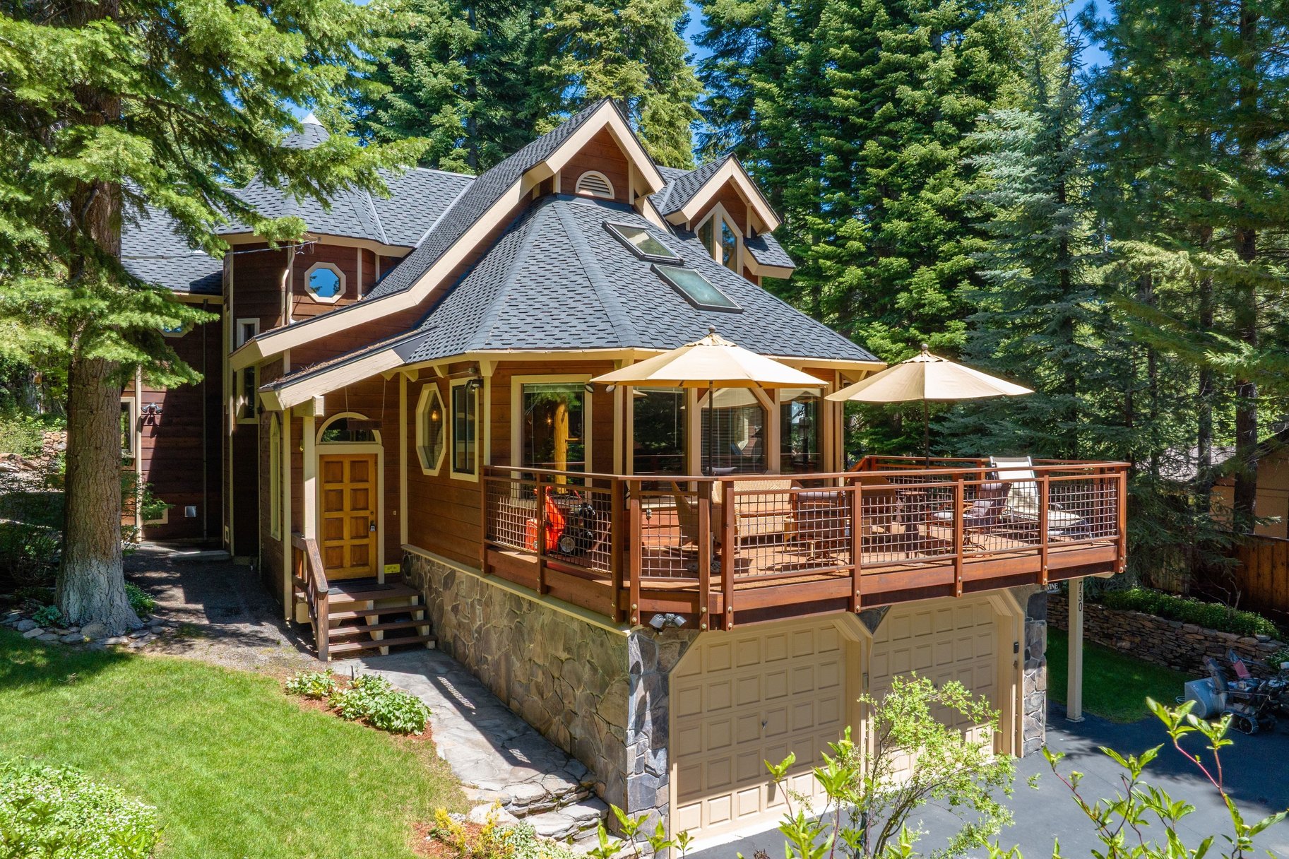  Carnelian Bay home backing to forest service and with an additional vacant lot - 物件實景