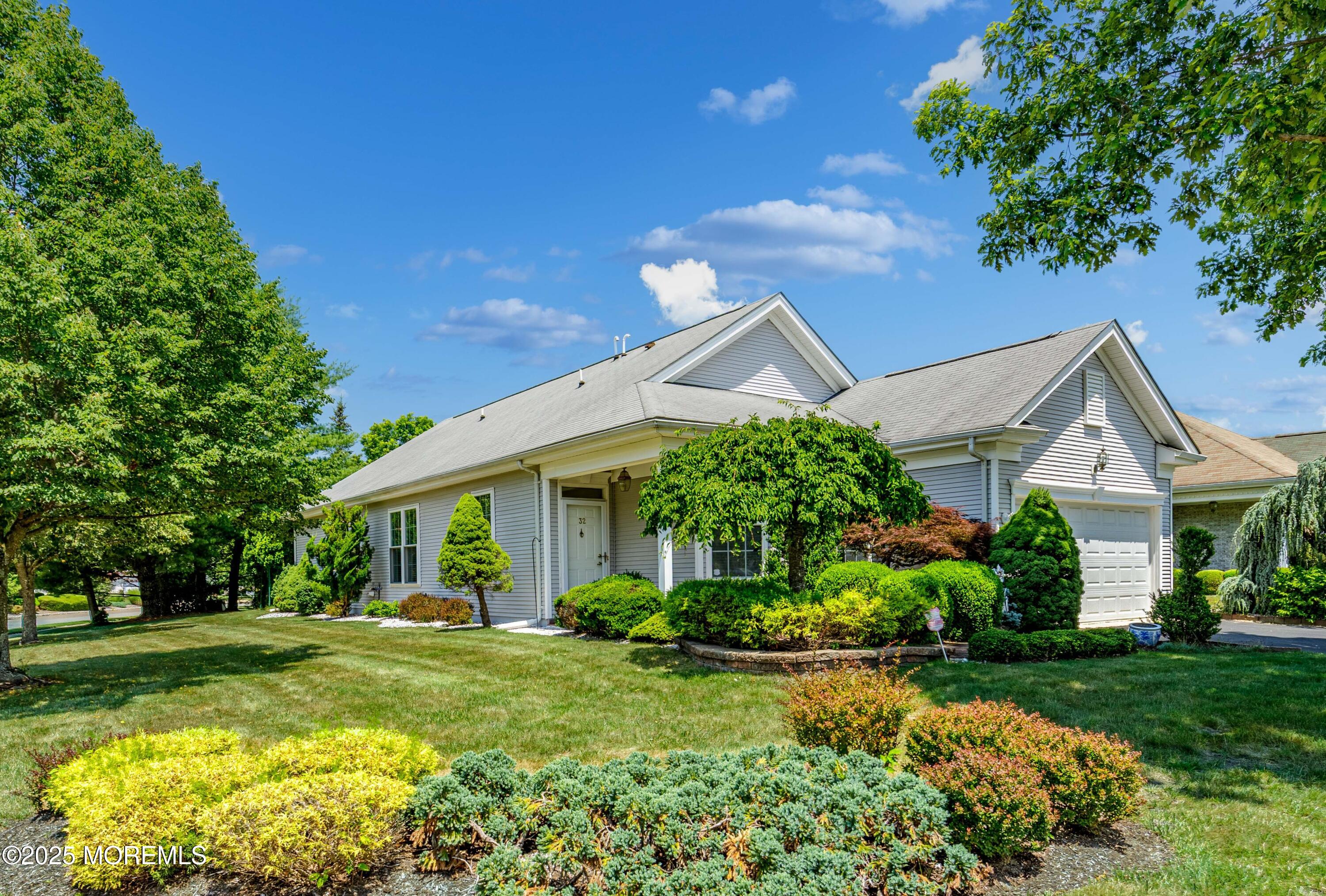 Jackson, New Jersey, 08527, United States, 2 Bedrooms Bedrooms, ,2 BathroomsBathrooms,Residential,For Sale,1891386