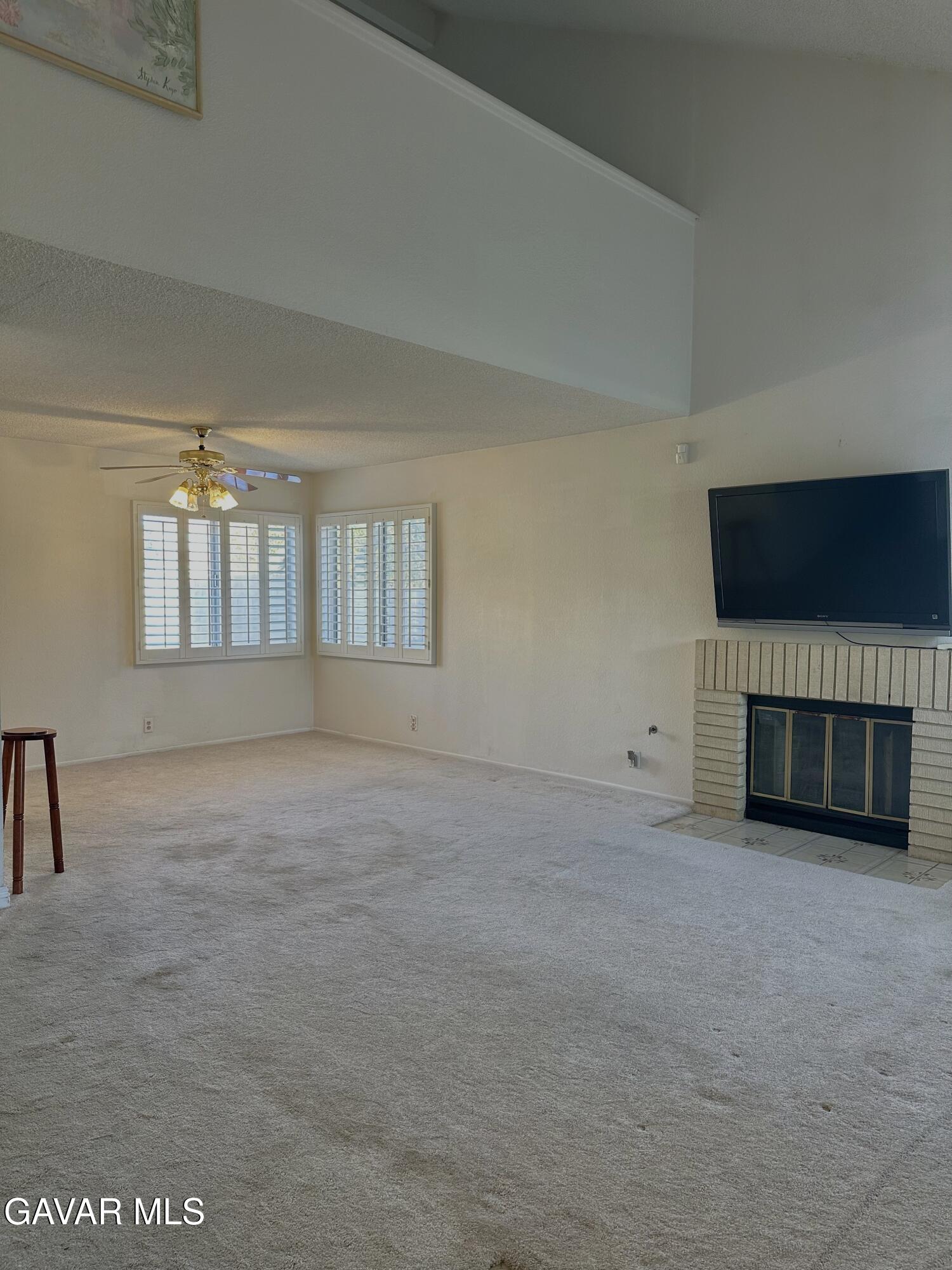 Palmdale, California, 93551, United States, 3 Bedrooms Bedrooms, ,3 BathroomsBathrooms,Residential,For Sale,1973672