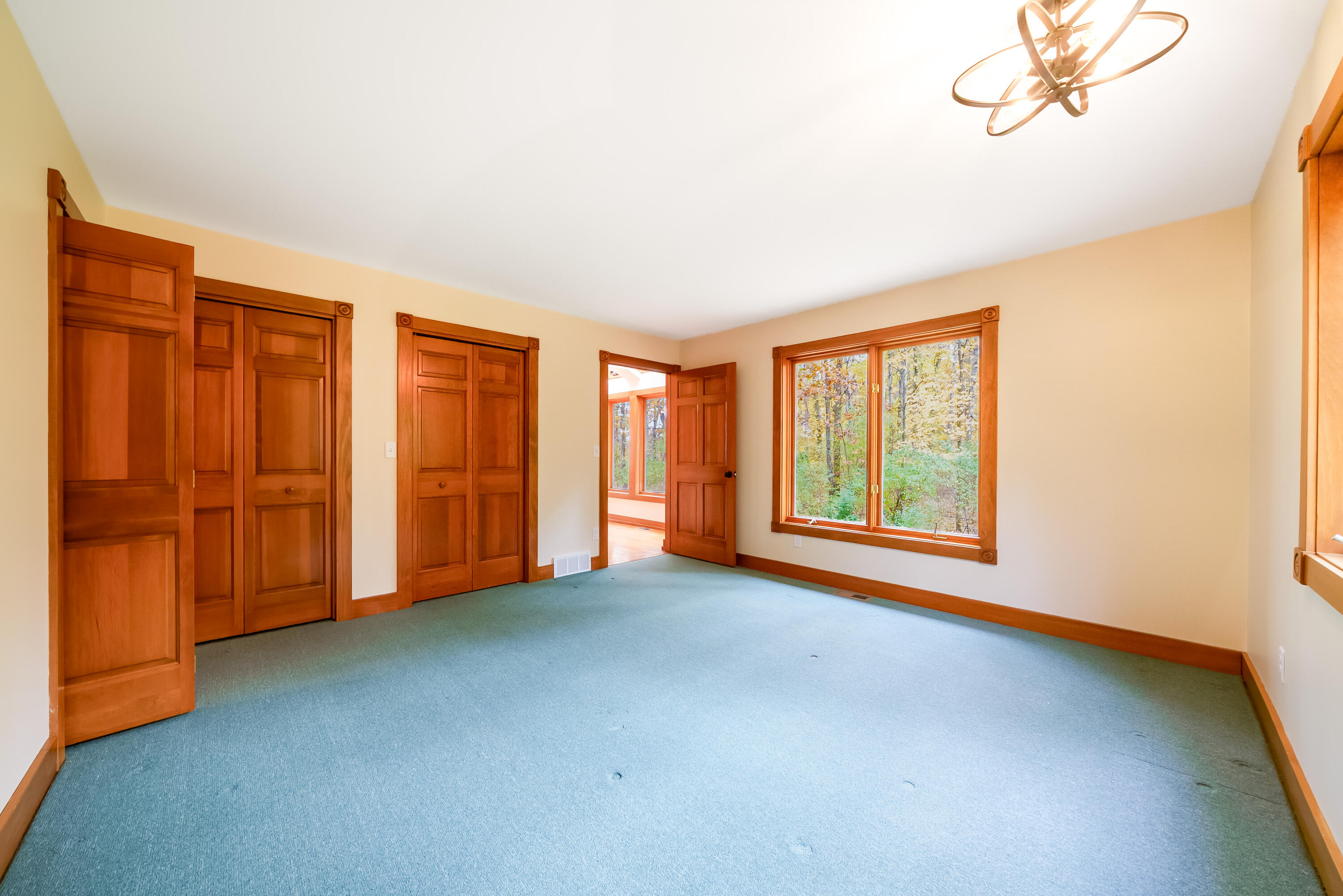 Lowell, Michigan, 49331, United States, 2 Bedrooms Bedrooms, ,2 BathroomsBathrooms,Residential,For Sale,1987591