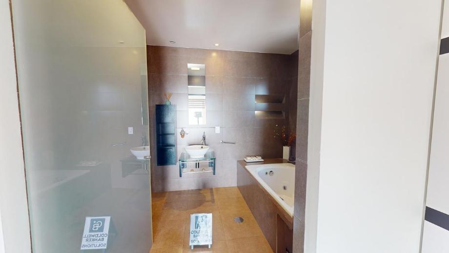 Naucalpan de Juárez, Estado de méxico, 53283, Mexico, 4 Bedrooms Bedrooms, ,4 BathroomsBathrooms,Residential,For Sale,1694568