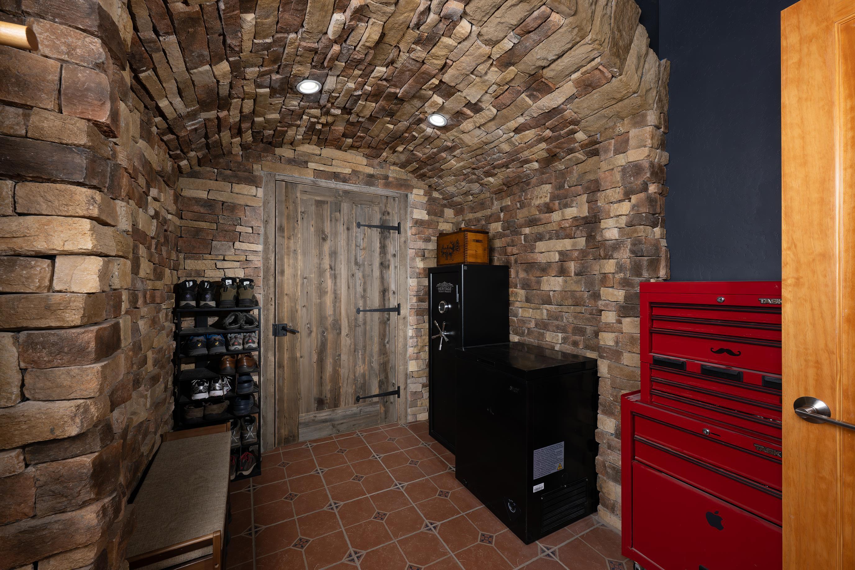 Angel Fire, New Mexico, 87710, United States, 3 Bedrooms Bedrooms, ,4 BathroomsBathrooms,Residential,For Sale,1849940