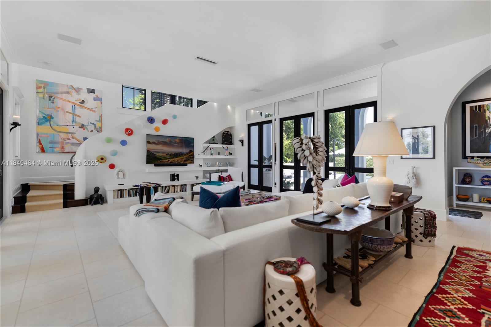 Miami Beach, Florida, 33140, United States, 6 Bedrooms Bedrooms, ,7 BathroomsBathrooms,Residential,For Sale,1927526