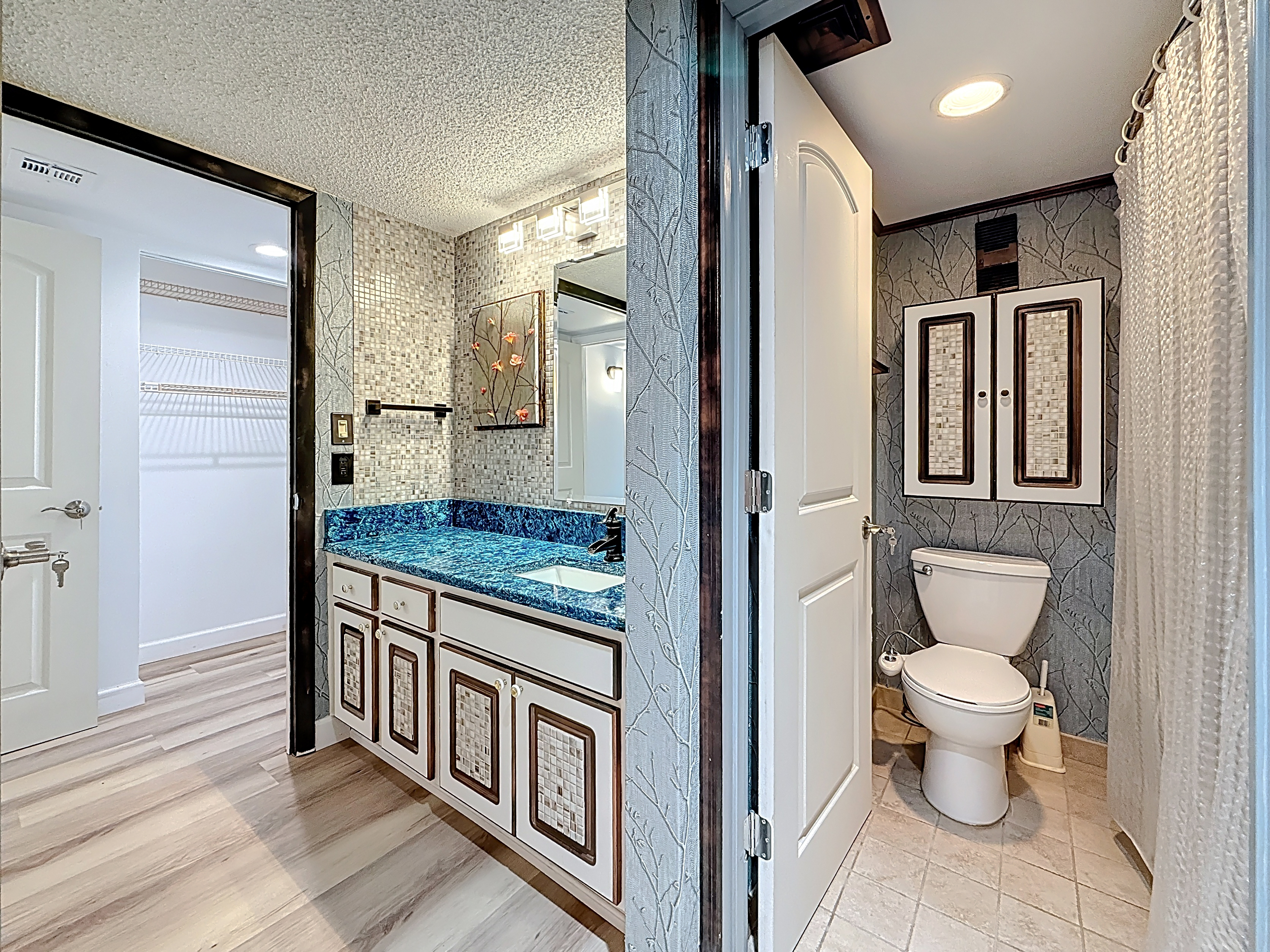 Treasure Island, Florida, 33706, United States, 3 Bedrooms Bedrooms, ,3 BathroomsBathrooms,Residential,For Sale,1983307